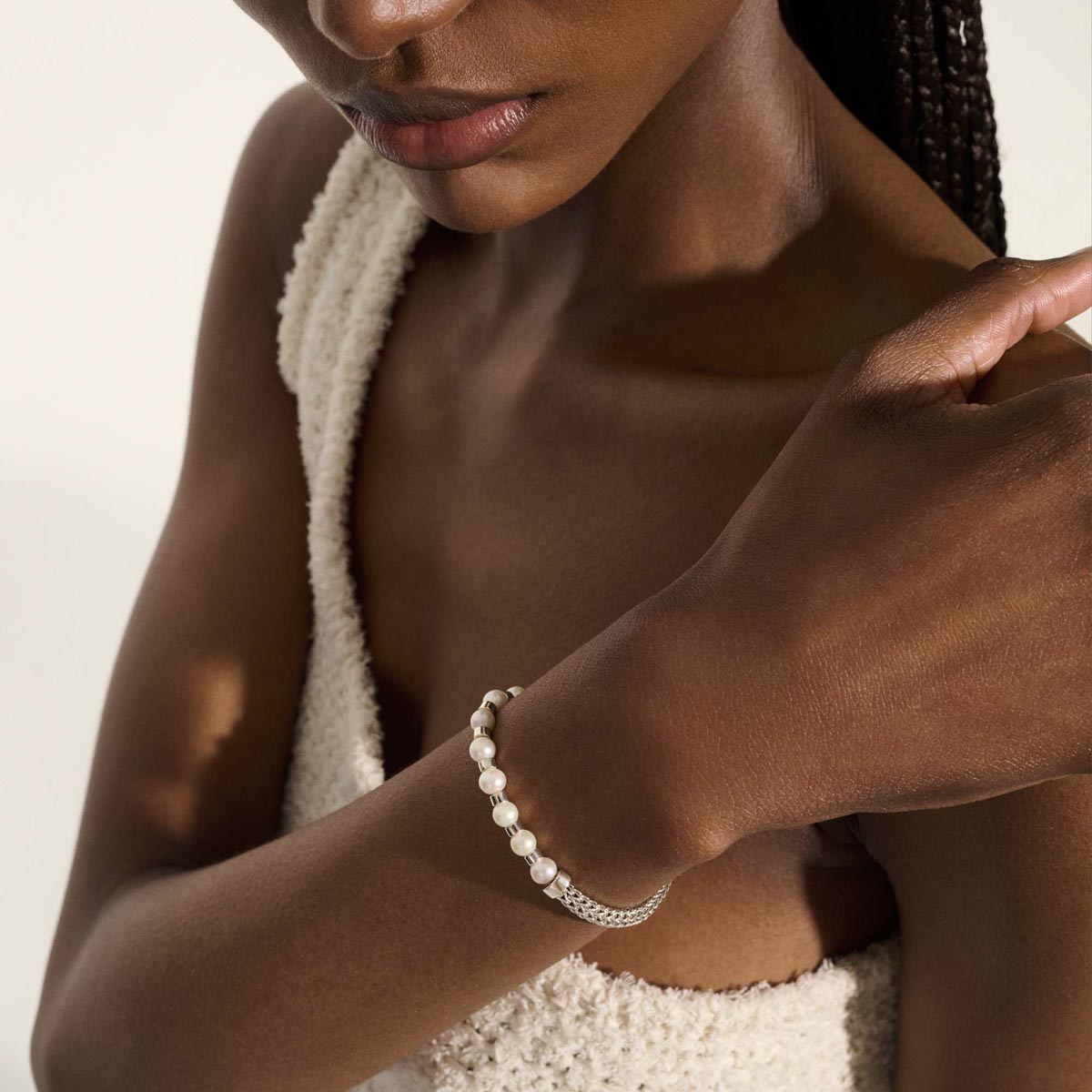 John Hardy Essentials Bracelet in Sterling Silver with Cultured Freshwater Pearls (5.5-6mm pearls)