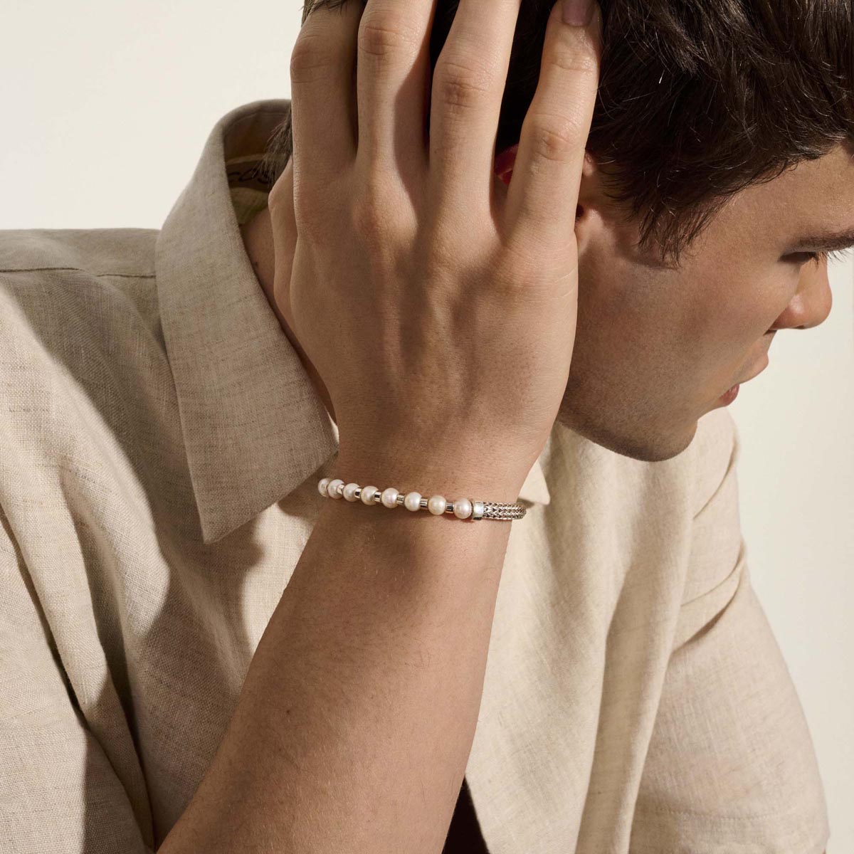 John Hardy Essentials Bracelet in Sterling Silver with Cultured Freshwater Pearls (5.5-6mm pearls)