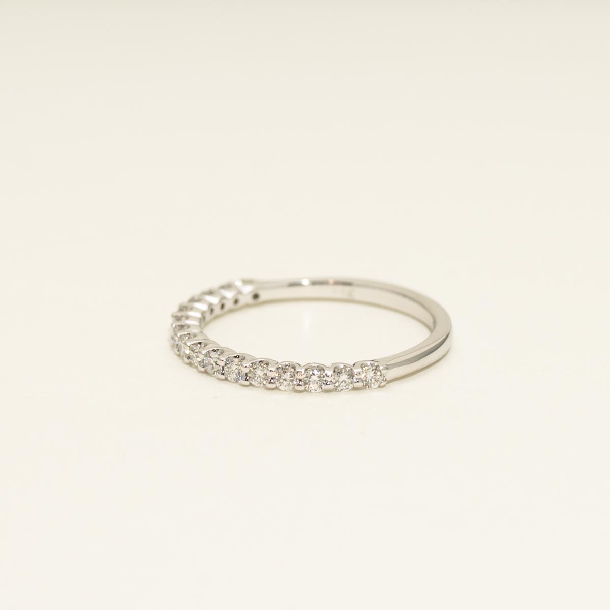 Diamond Wedding Band in 14kt White Gold (1/3ct tw)