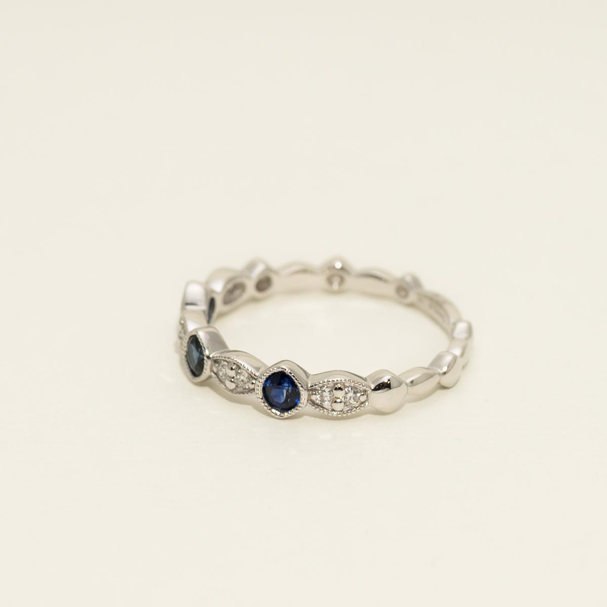 Diamond and Sapphire Wedding Band in 14kt White Gold (1/10ct tw)