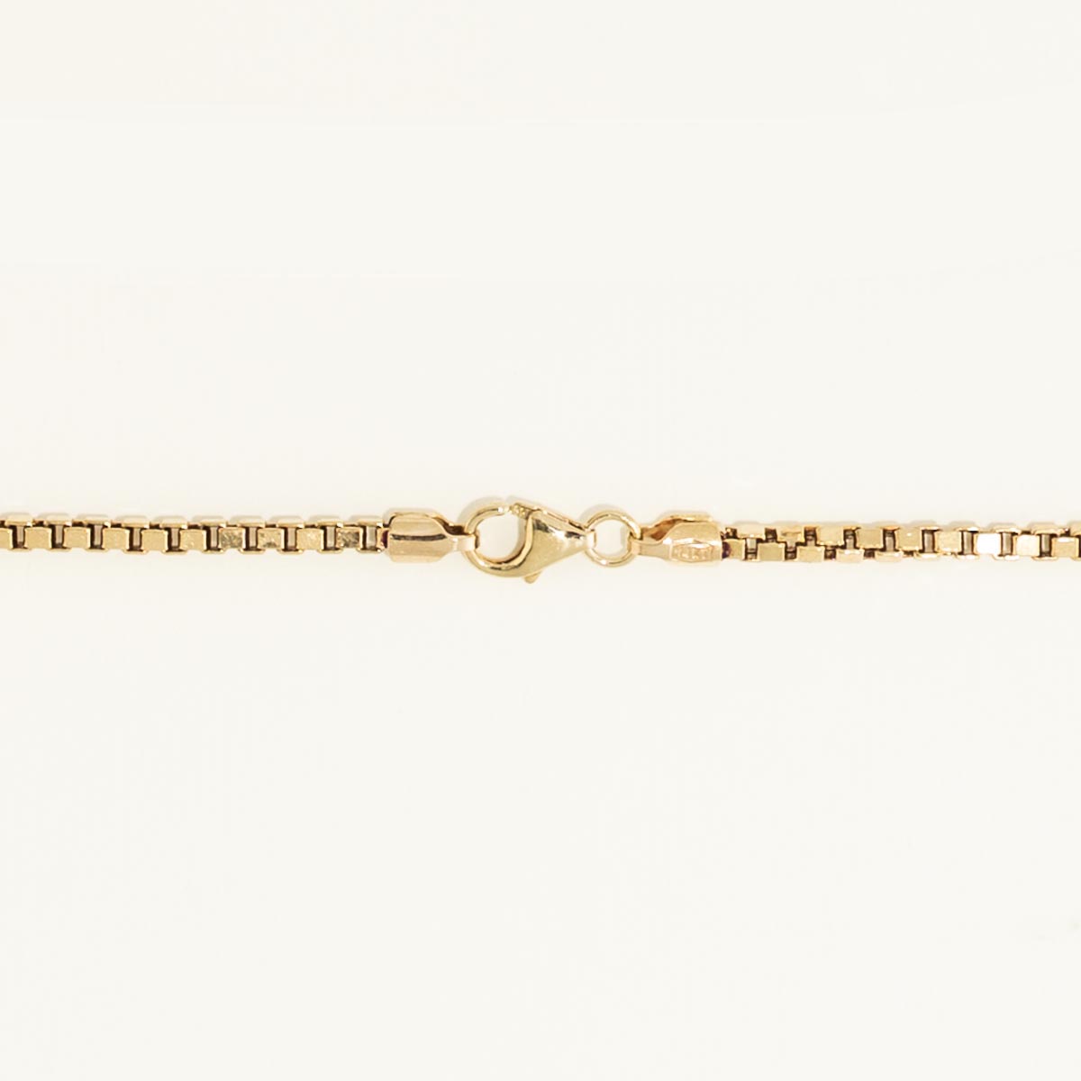 Estate Box Chain in 14kt Yellow Gold (24 inches and 1.7mm wide)