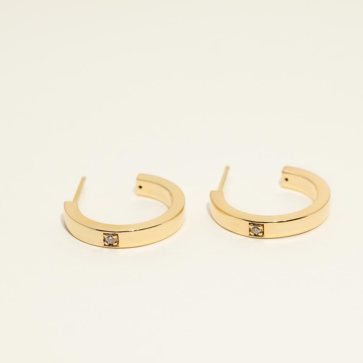 Hoop Earrings in 14kt Yellow Gold with Diamonds (.04ct tw)