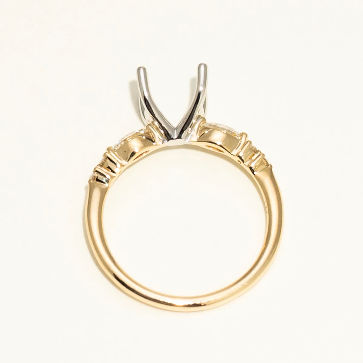 Diamond Engagement Ring Setting in 14kt Yellow Gold (1/4ct tw)