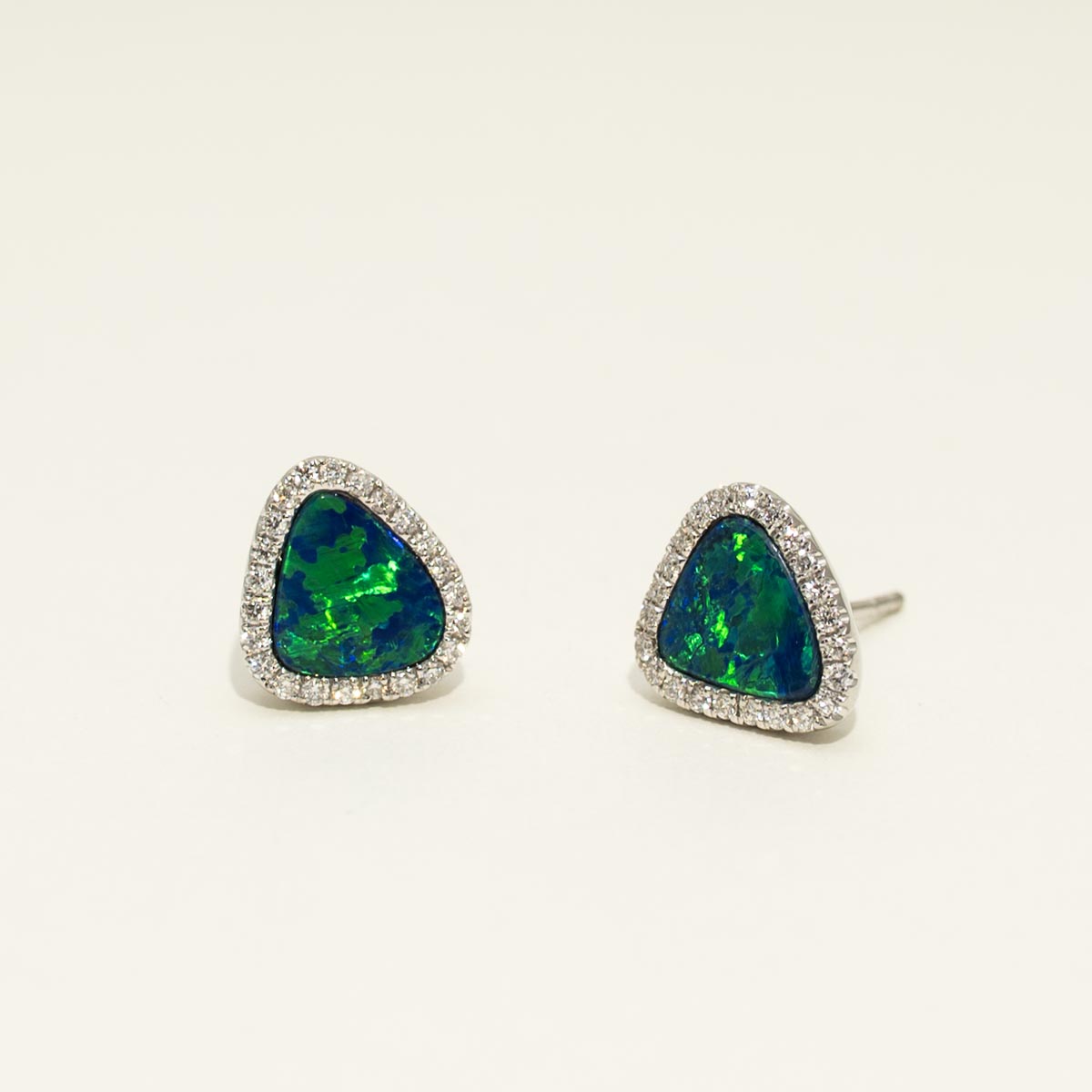 Parlé Australian Opal Doublet Stud Earrings in 14kt White Gold with Diamonds (1/4ct tw)