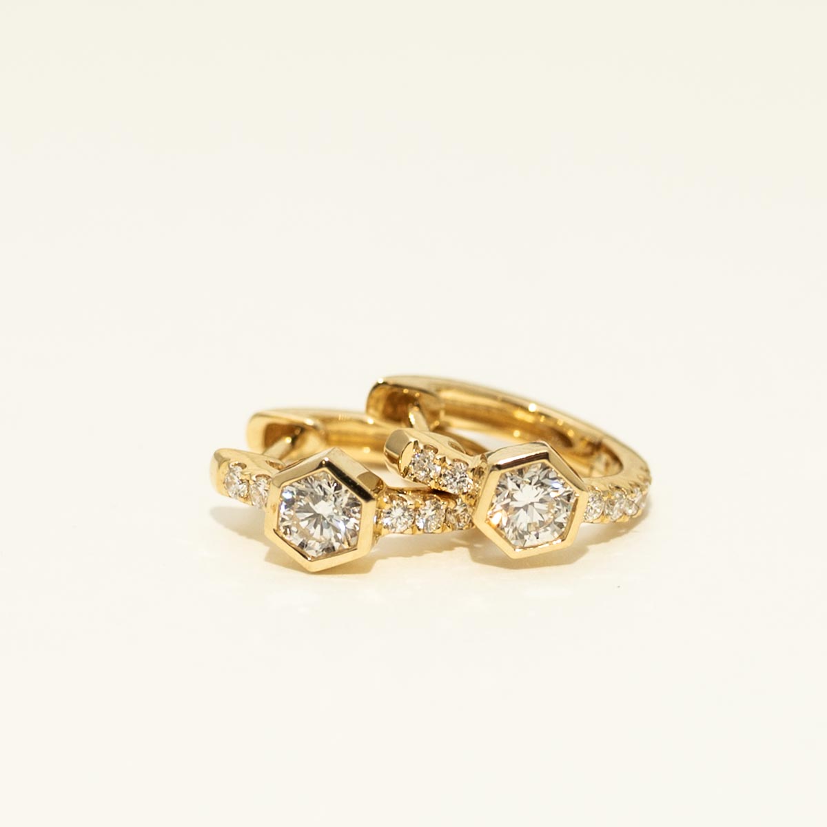 Broadway Collection Diamond Hexagon Huggie Earrings in 18kt Yellow Gold (3/8ct  tw)