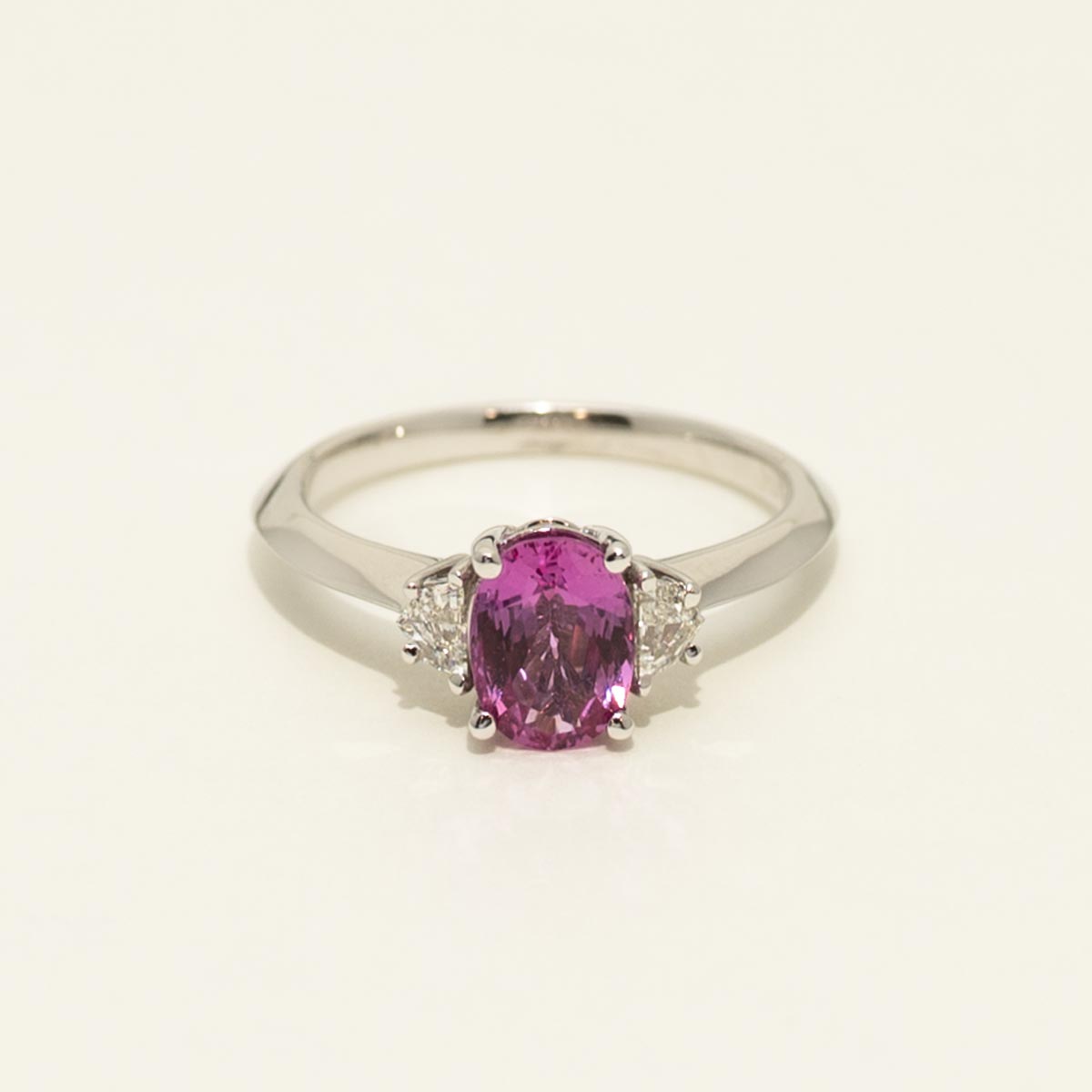 Oval Pink Sapphire Ring in 18kt White Gold with Diamonds (1/5ct tw)