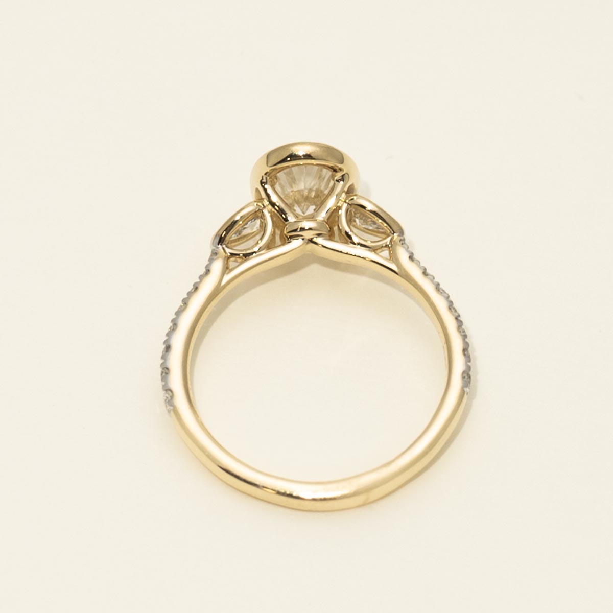Lab Grown Oval Diamond Bezel Engagement Ring in 14kt Yellow Gold (2ct tw)