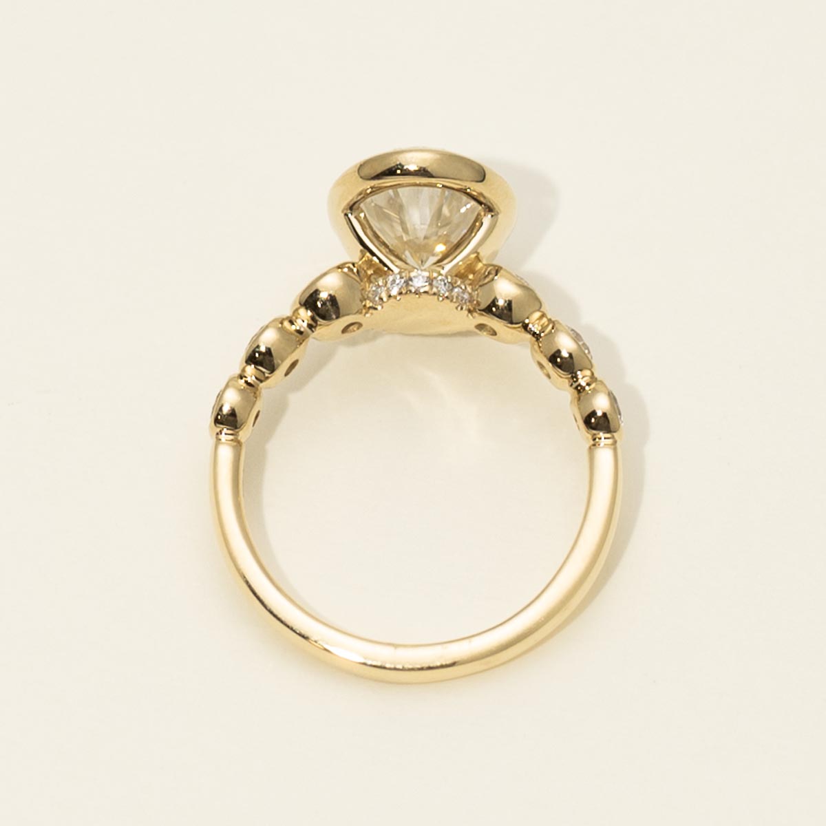 Lab Grown Oval Diamond Bezel Engagement Ring in 14kt Yellow Gold (3 3/4ct tw)