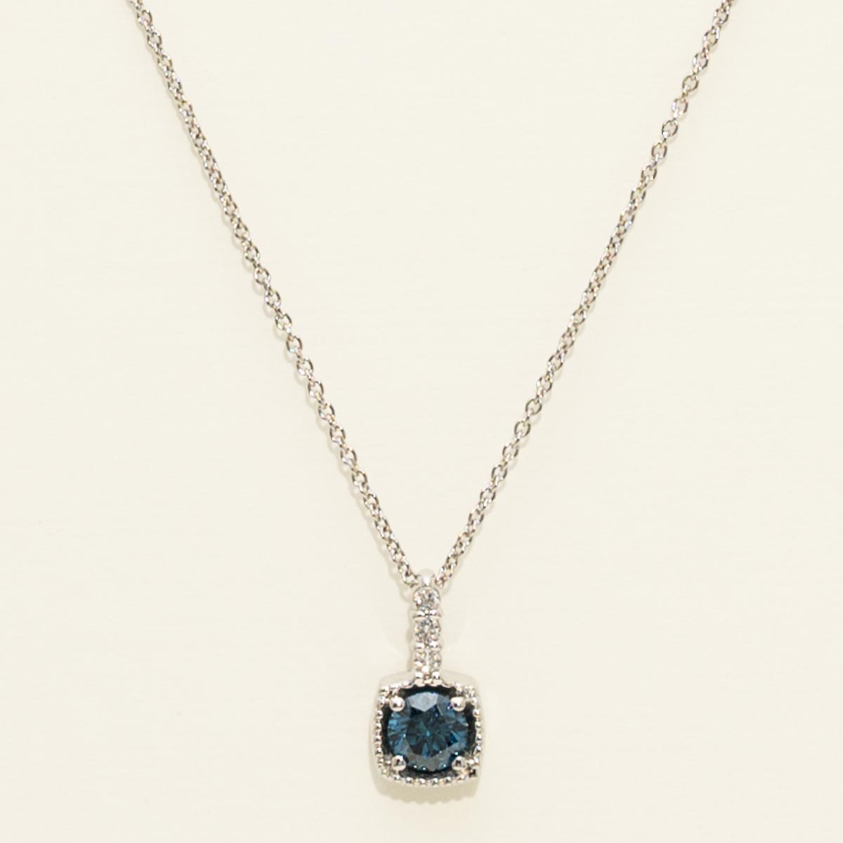 Blue and White Diamond Necklace in 14kt White Gold (1/4ct tw)