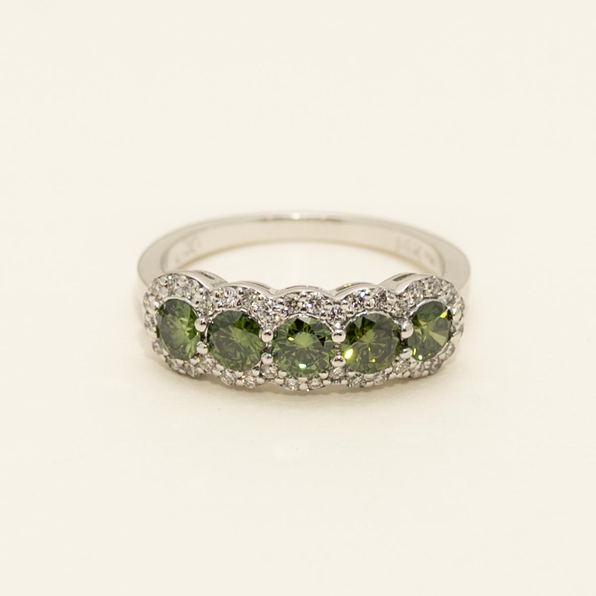 Green and White Diamond Ring in 14kt White Gold (1 1/4ct tw)
