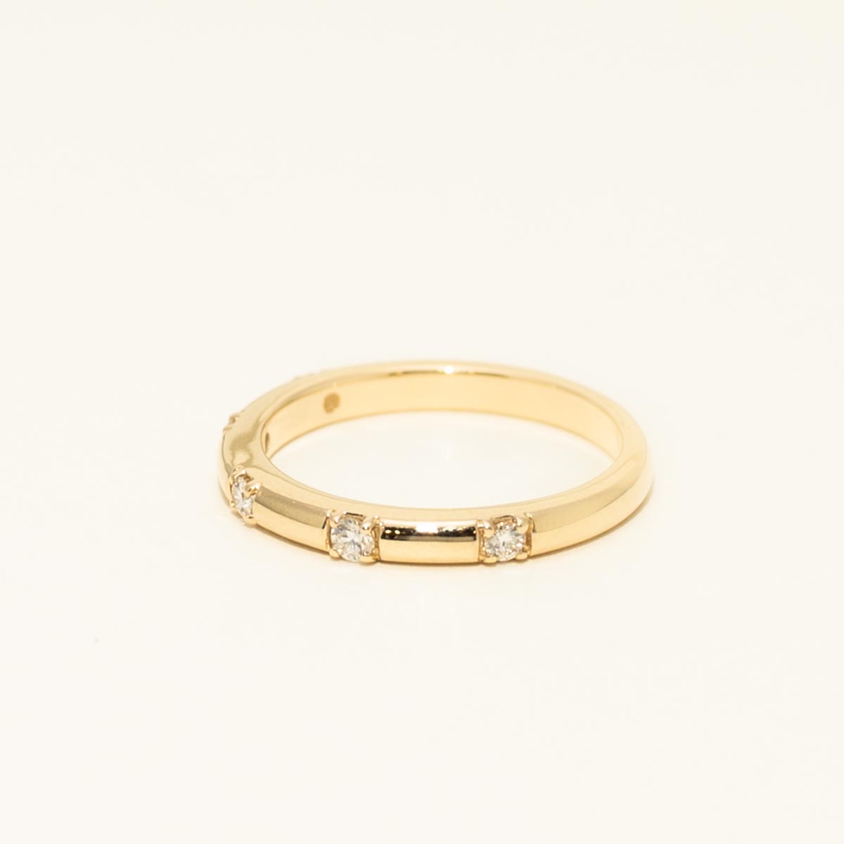 Diamond Band in 14kt Yellow Gold (1/7ct tw)