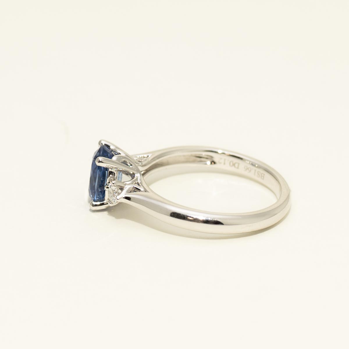 Oval Sapphire Ring with Diamonds in 14kt White Gold (1/10ct tw)