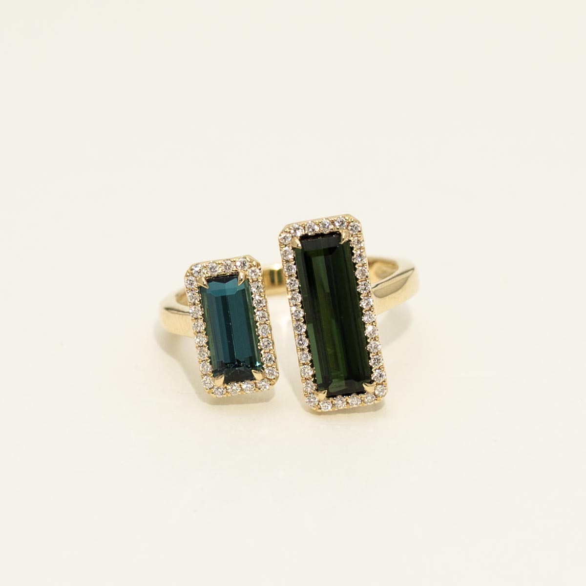 Green Tourmaline Emerald Cut Ring in 14kt Yellow Gold with Diamonds (1/5ct tw)