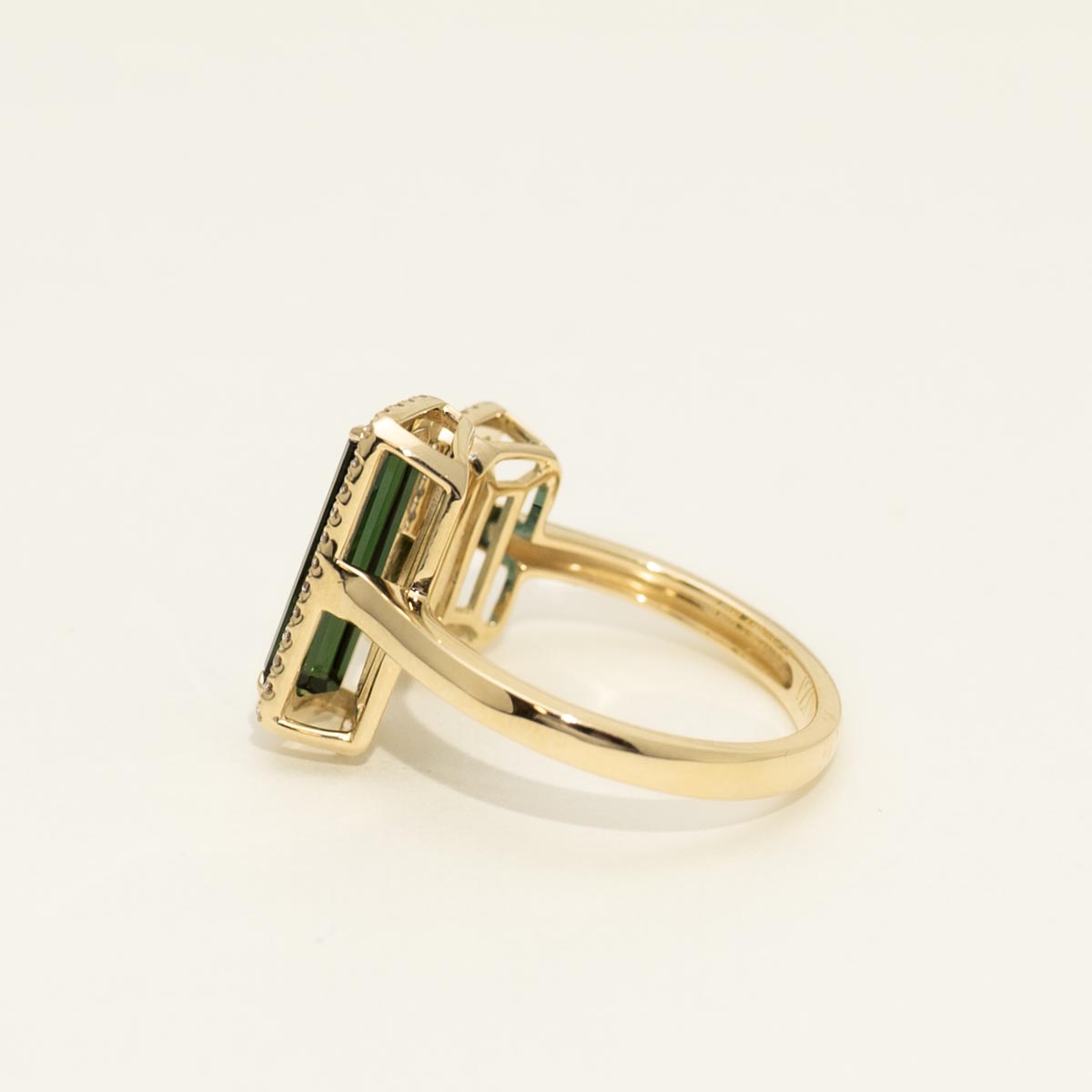 Green Tourmaline Emerald Cut Ring in 14kt Yellow Gold with Diamonds (1/5ct tw)
