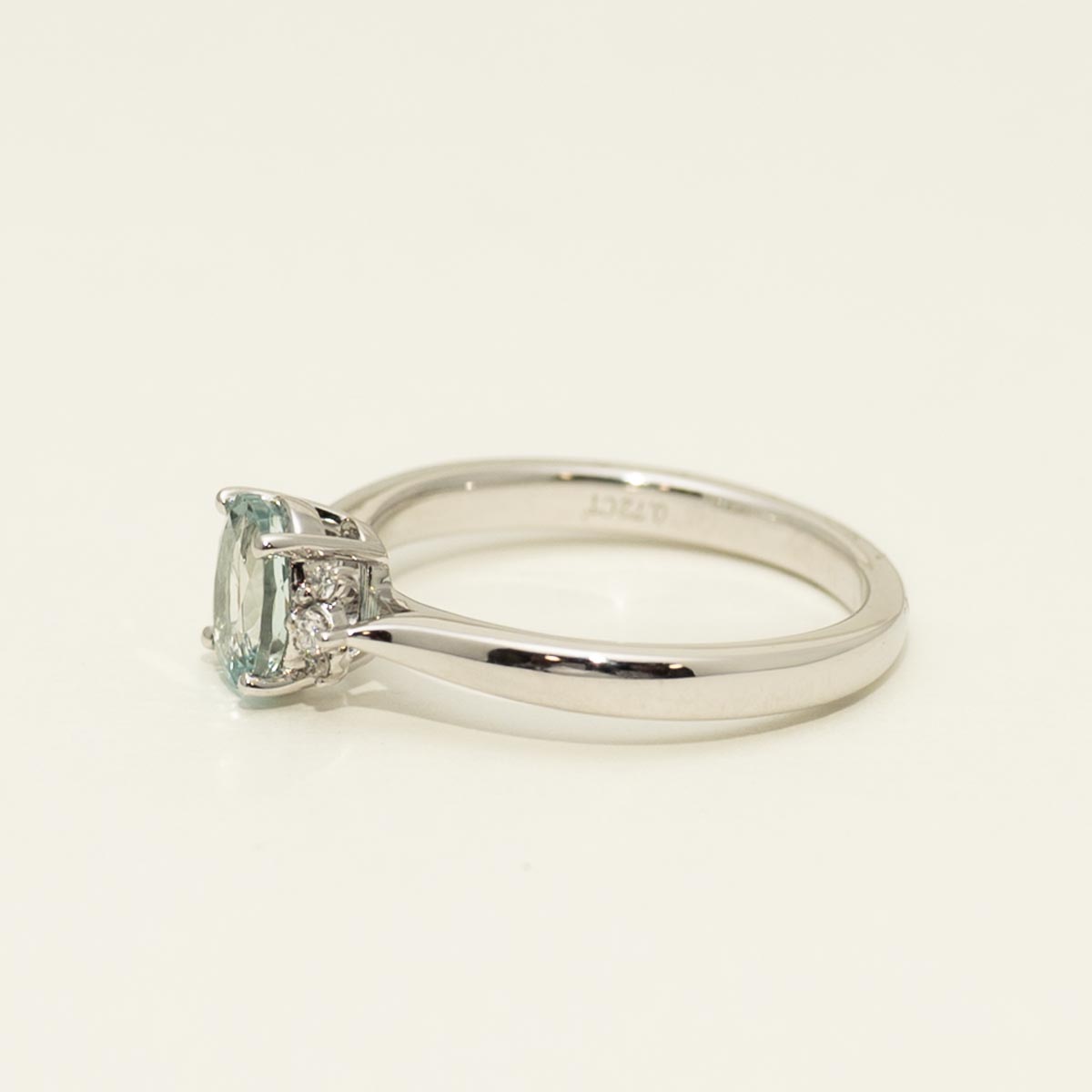 Oval Aquamarine Ring in 18kt White Gold with Diamonds (1/20ct tw)