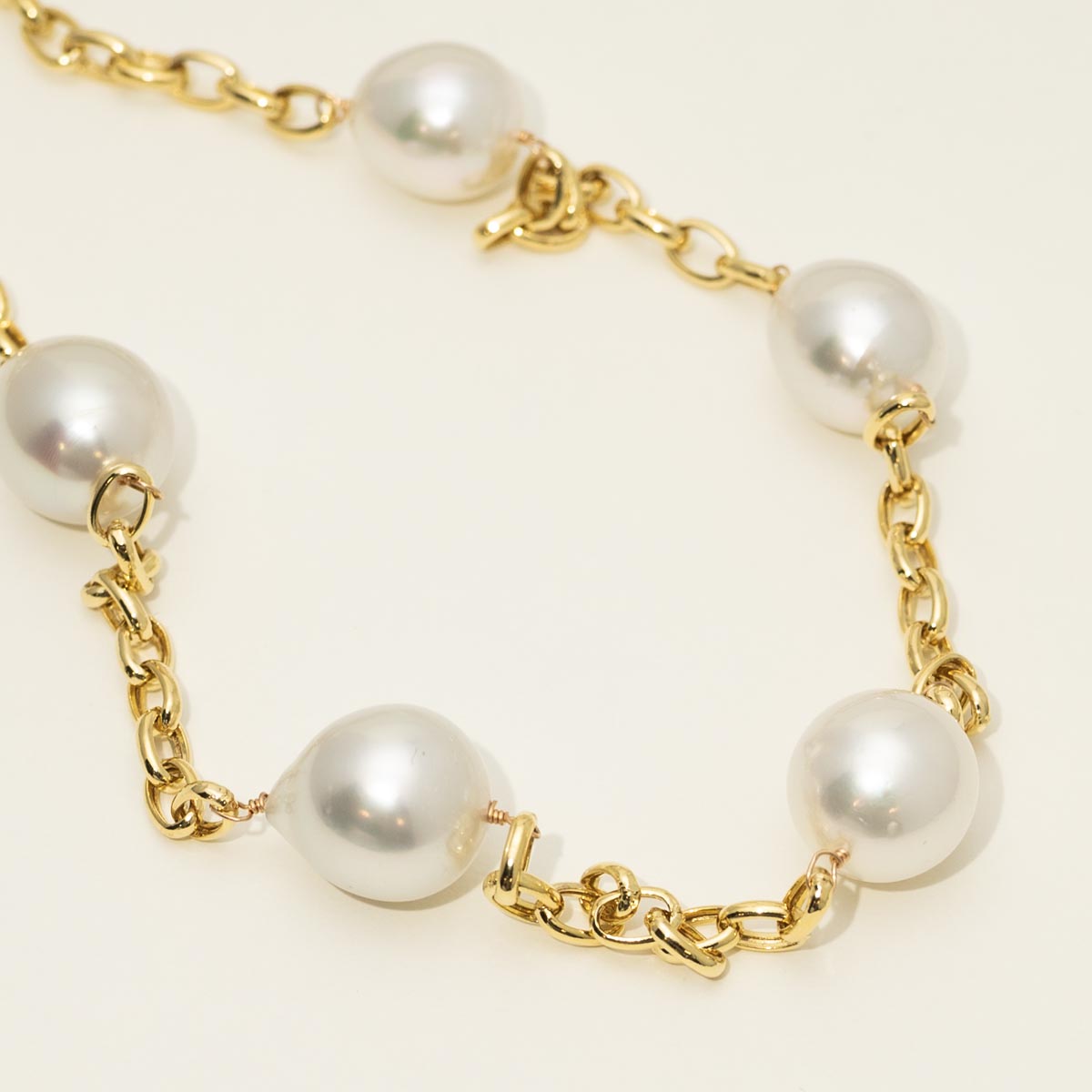 South Sea Pearl Station Necklace in 14kt Yellow Gold (12-15mm pearls)