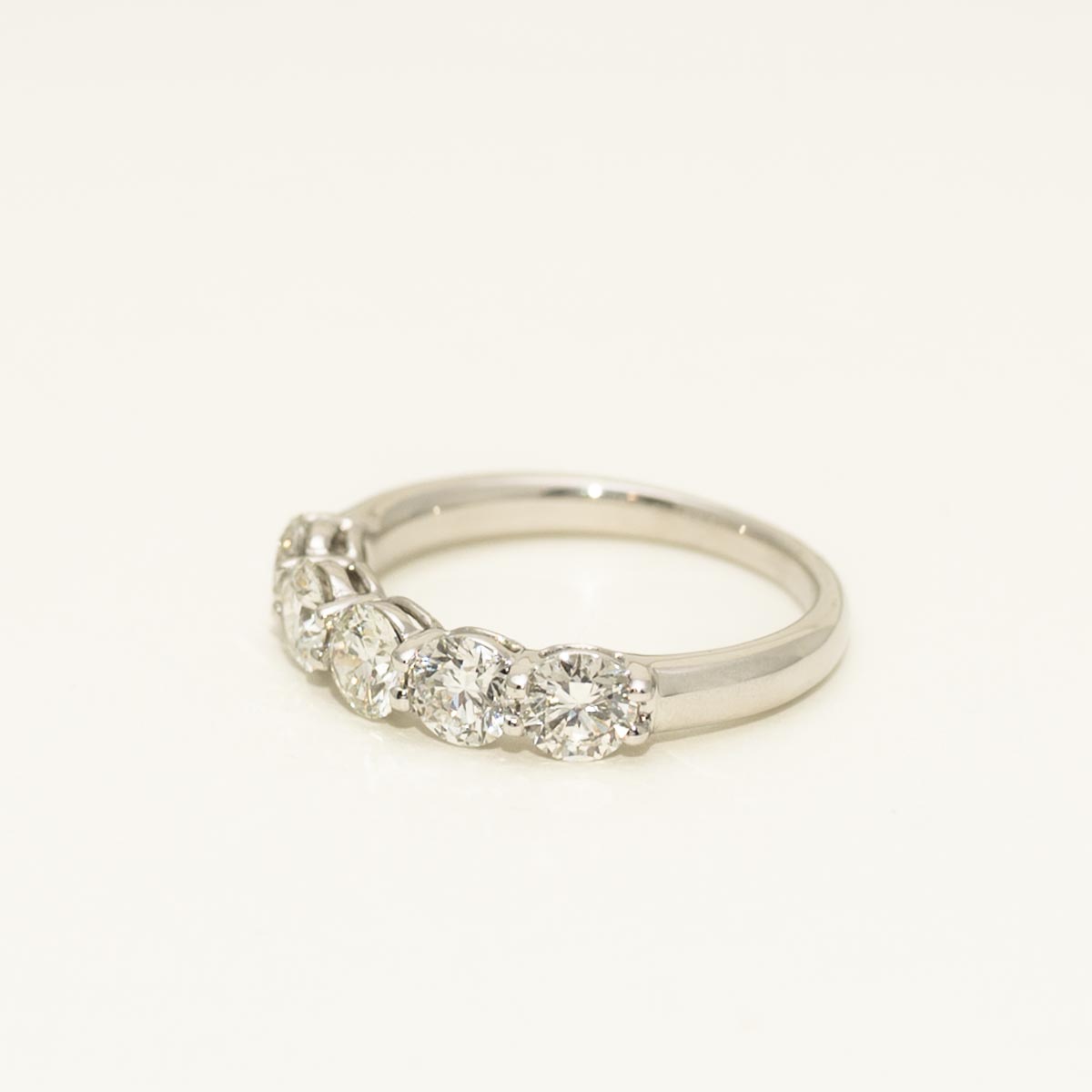 Diamond Wedding Band in Platinum (1 5/8ct tw)