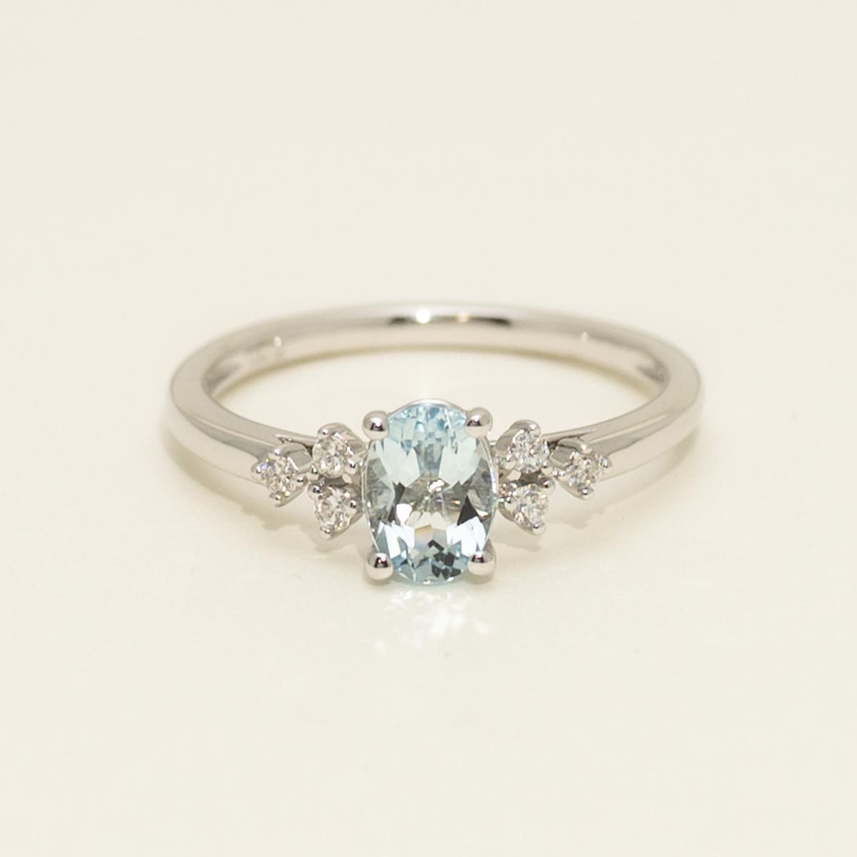 Oval Aquamarine Ring in 14kt White Gold with Diamonds (1/10ct tw)