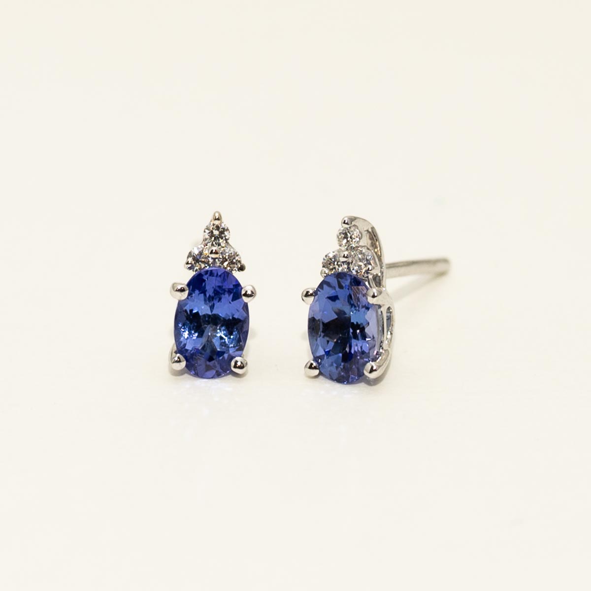 Oval Tanzanite Earrings in 14kt White Gold with Diamonds (1/20ct tw)
