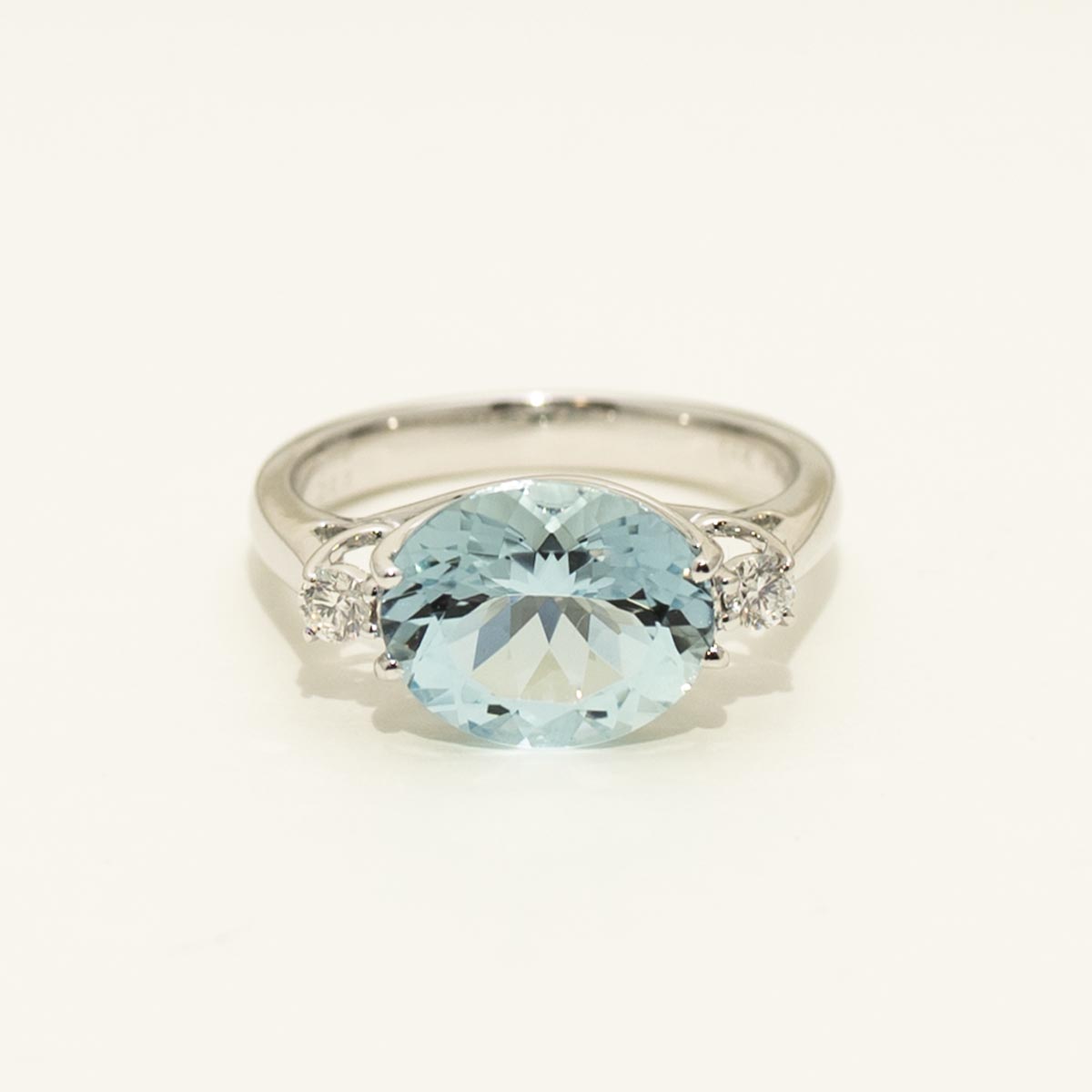 Oval Aquamarine Ring in 14kt White Gold with Diamonds (1/10ct tw)