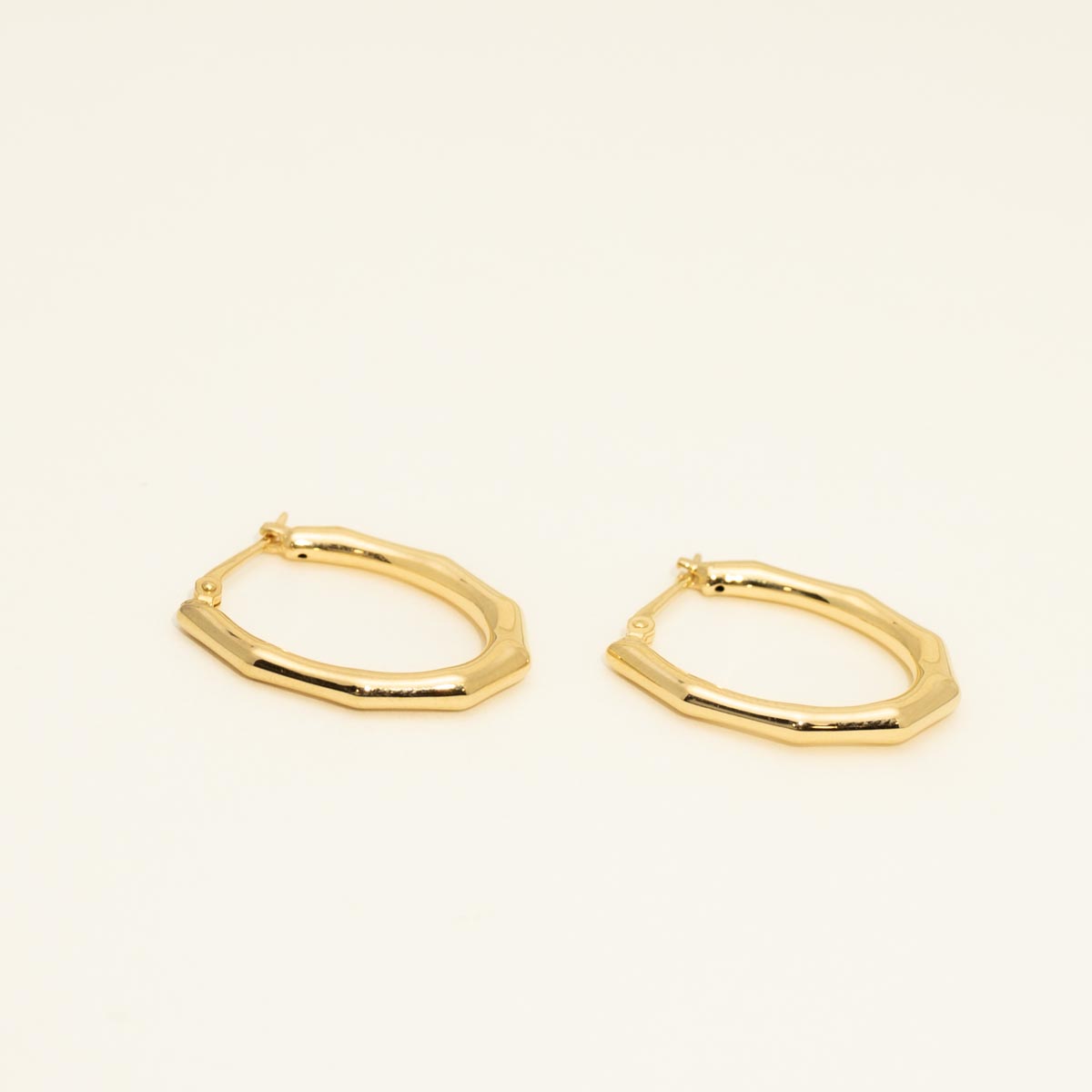 Faceted Oval Hoop Earrings in 14kt Yellow Gold