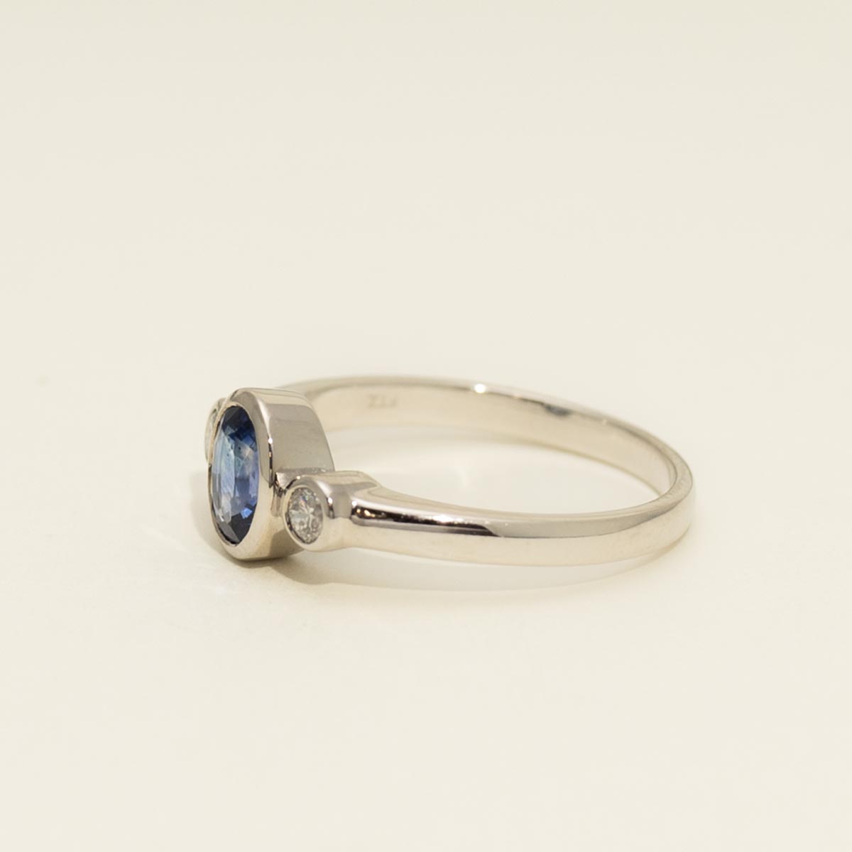 Oval Ceylon Sapphire Bezel Ring in 14kt White Gold with Diamonds (1/10ct tw)
