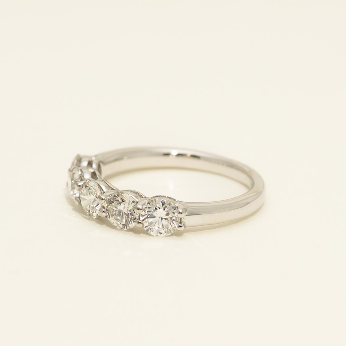 Diamond Wedding Band in Platinum (1 1/2ct tw)
