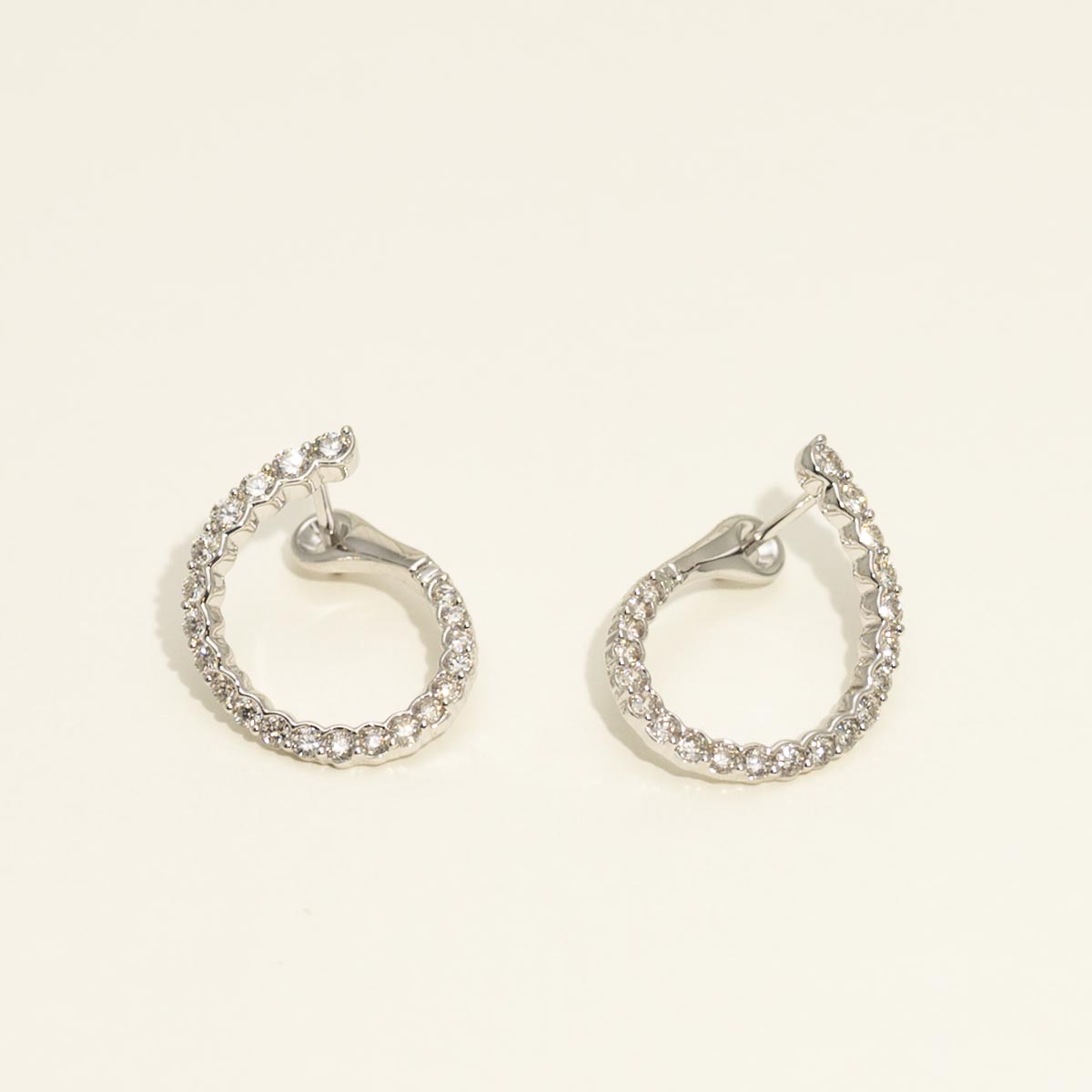 Diamond Hoop Earrings in 14kt White Gold (3/4ct tw)