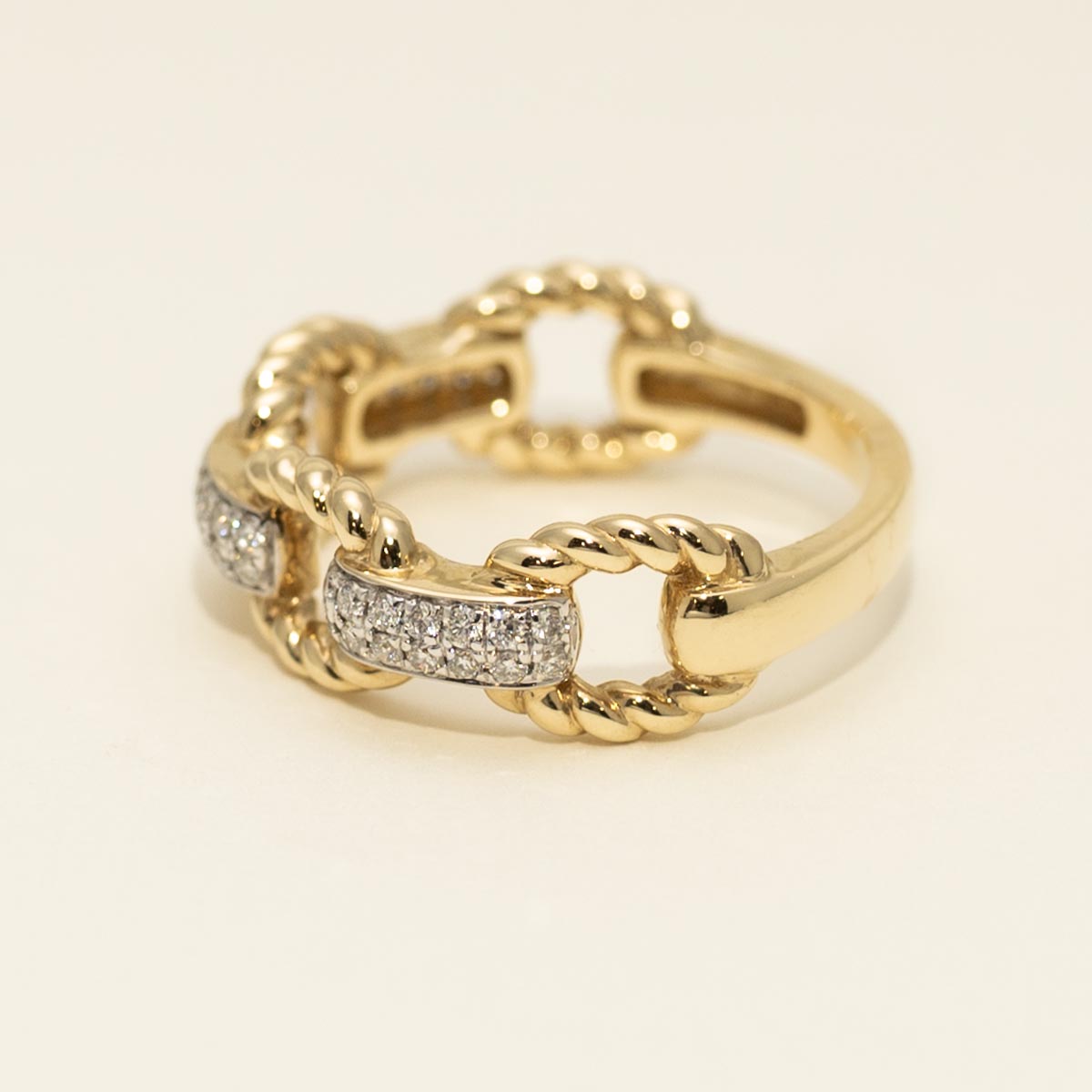 Diamond Fashion Ring in 14kt Yellow Gold (1/4ct tw)
