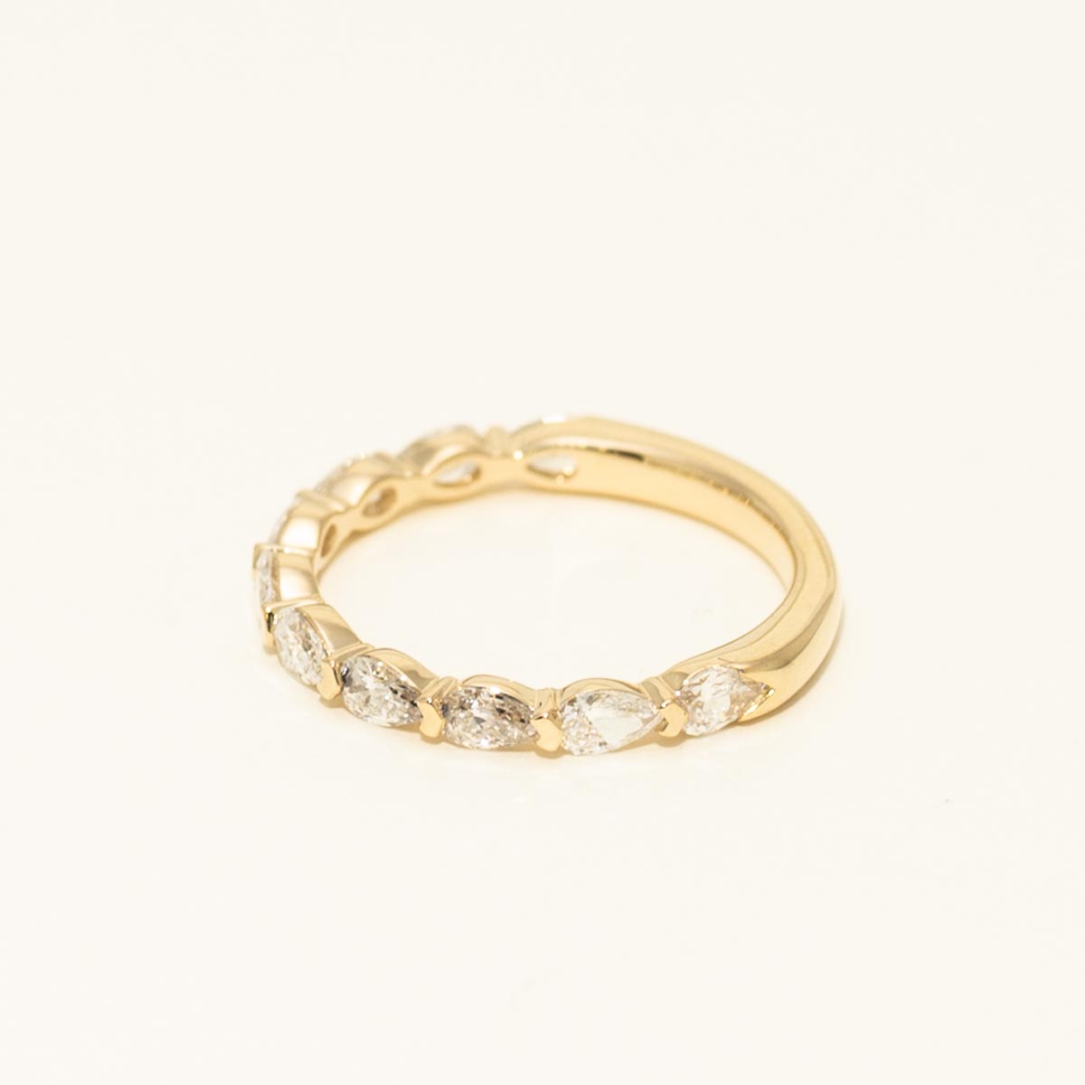 Pear Shape Lab Grown Diamond Band in 14kt Yellow Gold (1ct tw)