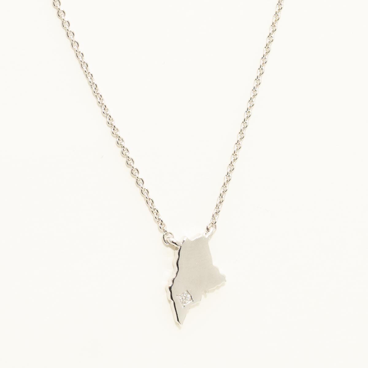 Northern Star Diamond Maine Necklace in Sterling Silver (1/20ct) – Day ...