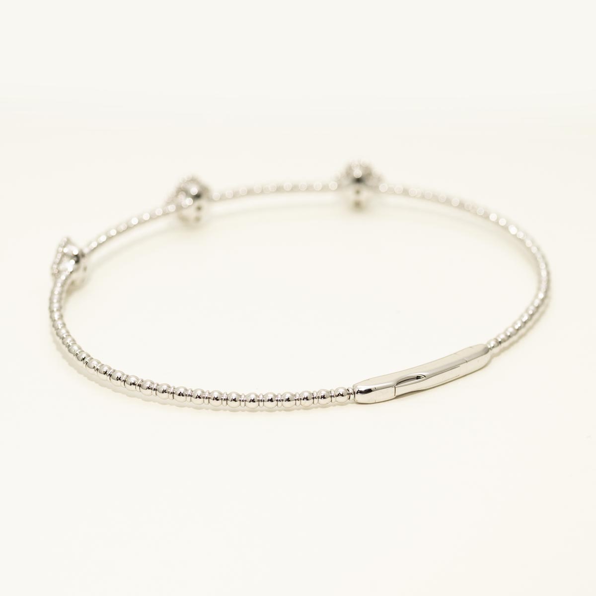 Diamond Bangle Bracelet in 14kt White Gold (1/4ct tw)
