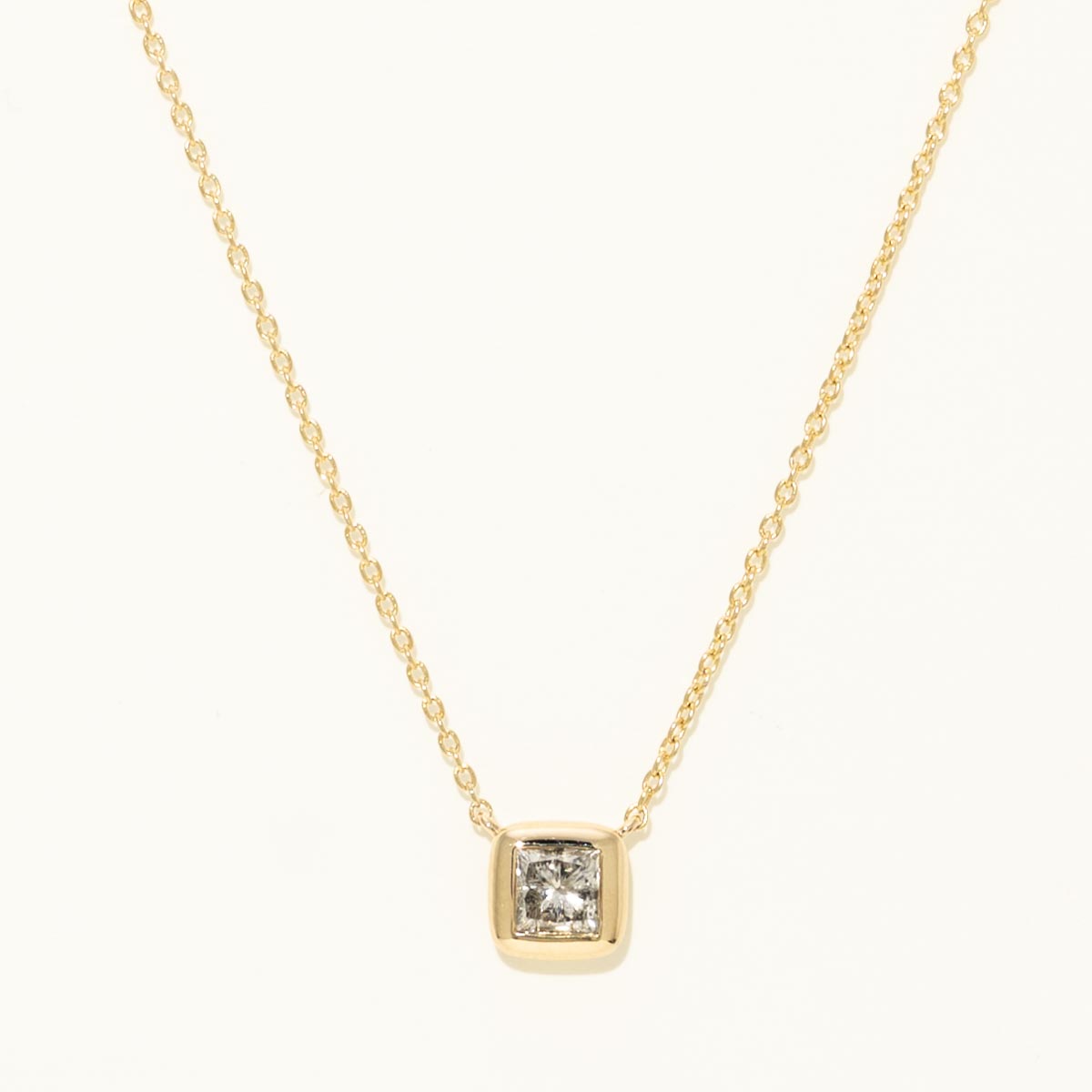 Princess Cut Diamond Bezel Necklace in 14kt Yellow Gold (1/2ct tw)