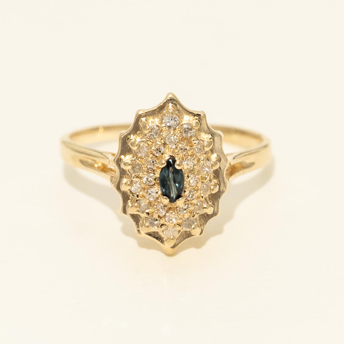 Estate Marquise Sapphire Ring in 14kt Yellow Gold with Diamonds (1/7ct tw)