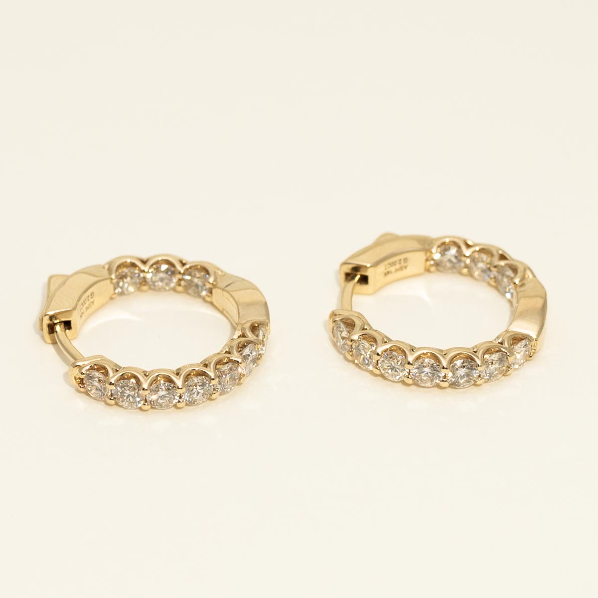 Diamond Hoop Earrings in 14kt Yellow Gold (2ct tw)