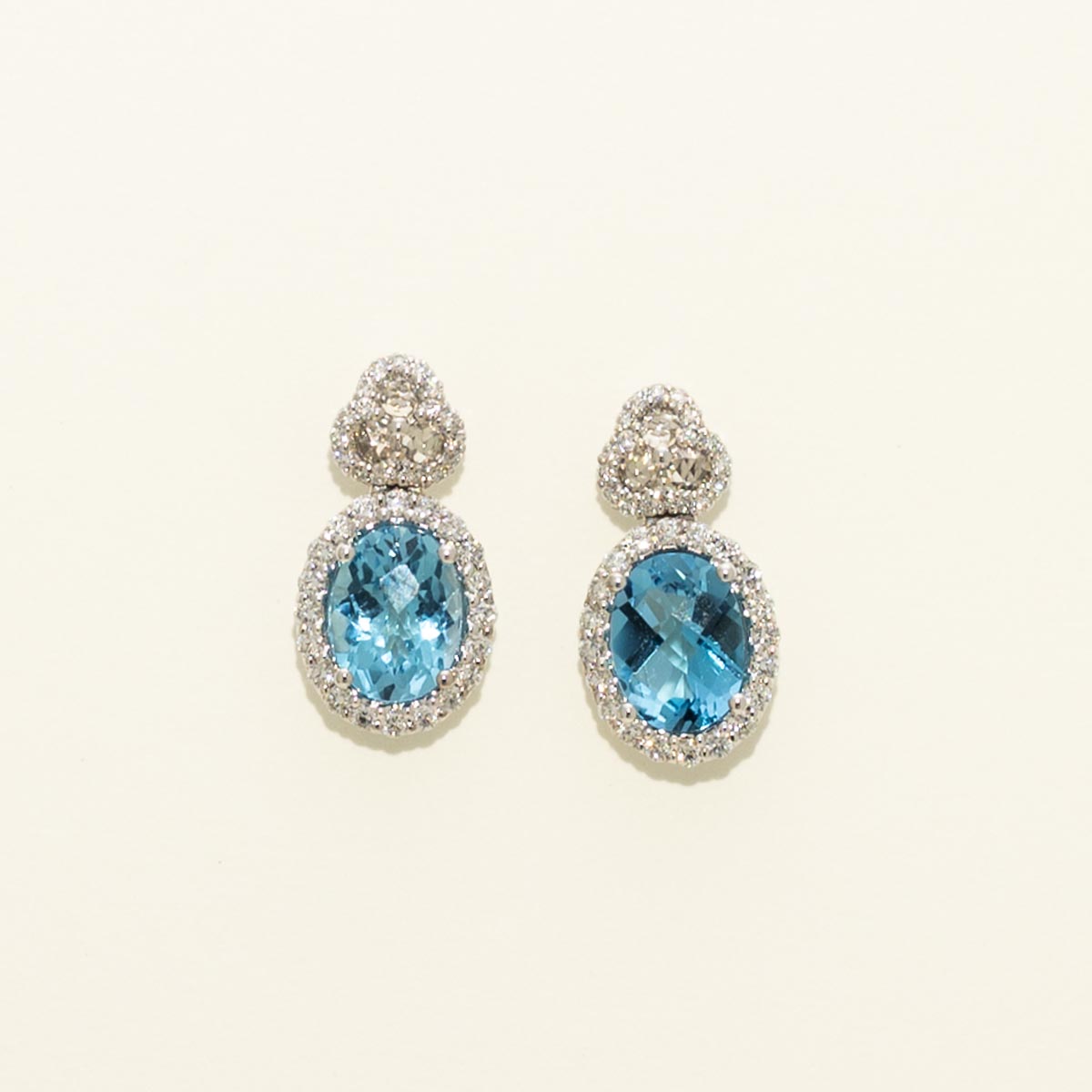 Oval Blue Topaz Earrings in 18kt White Gold with Diamonds (3/4ct tw)
