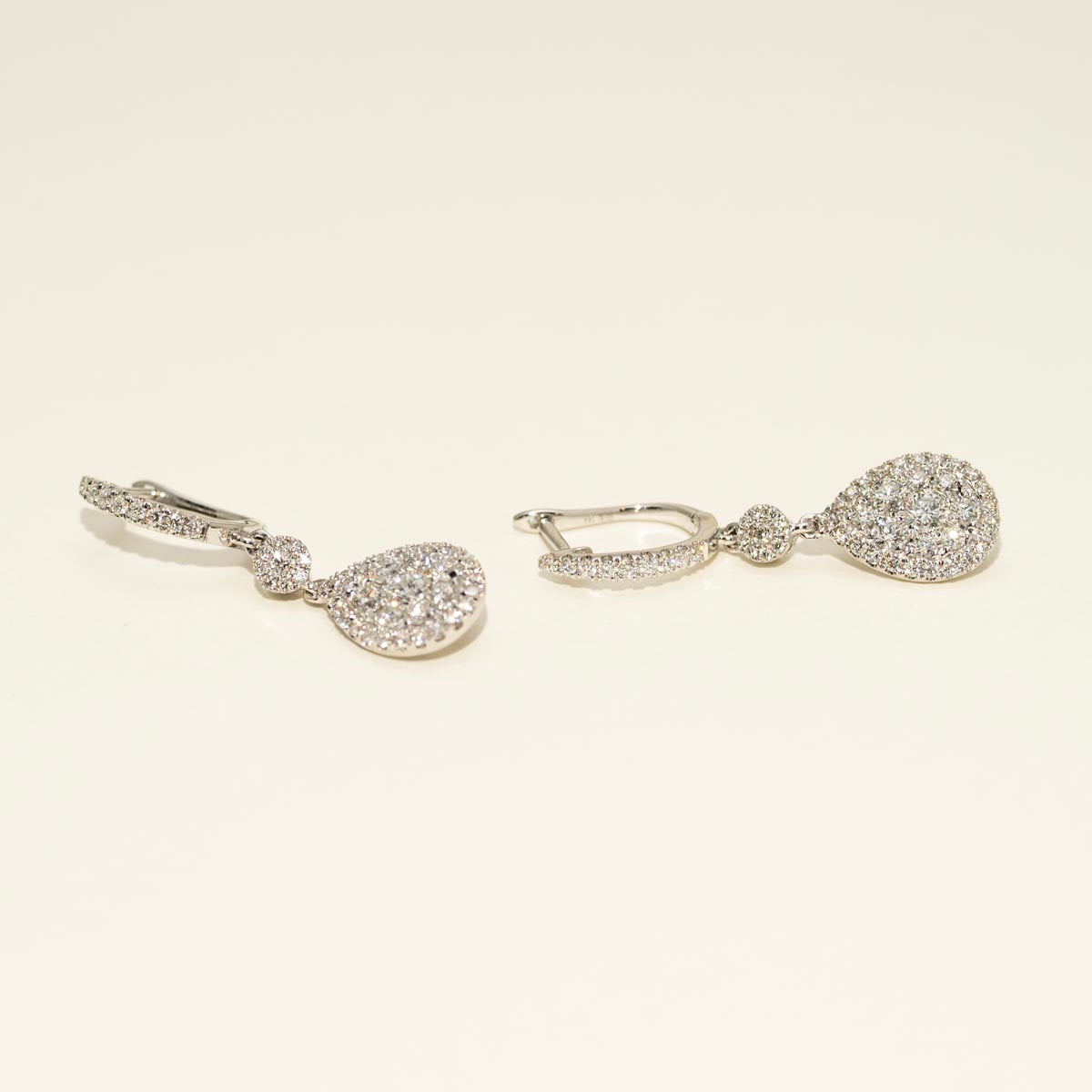 Diamond Drop Earrings in 14kt White Gold (1ct tw)