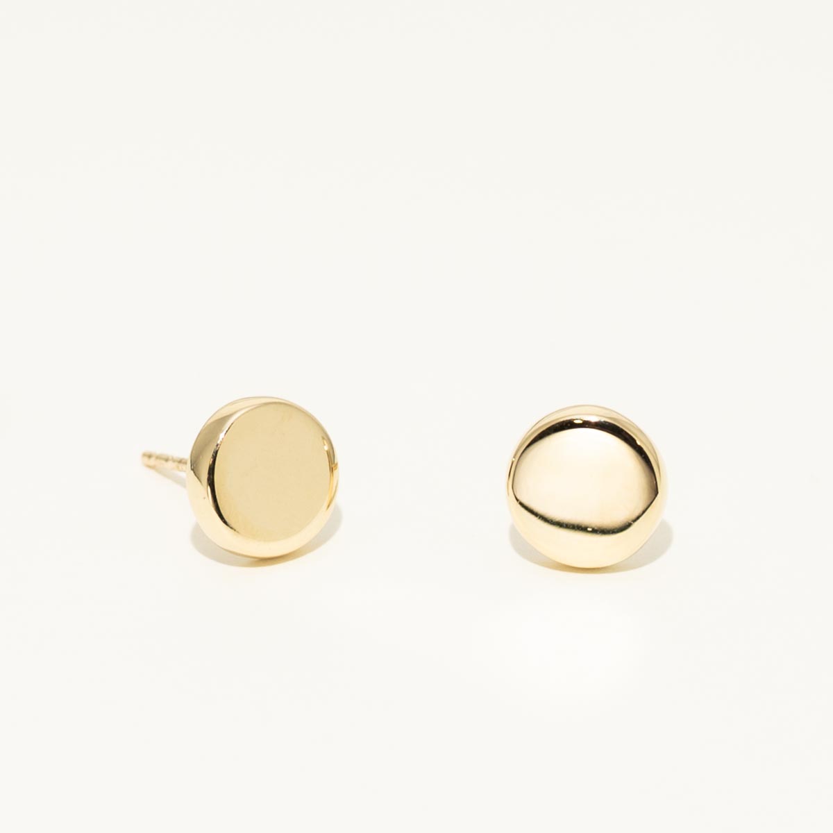 Leslies Button Earrings in 14kt Yellow Gold