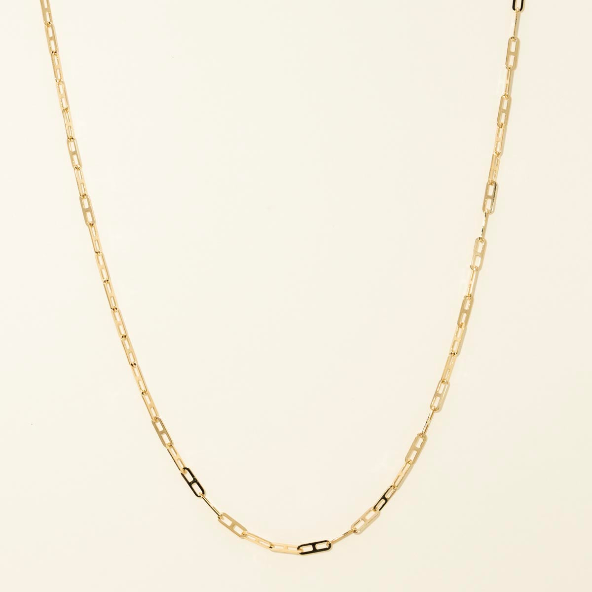 Mariner Paperclip Link Chain in 14kt Yellow Gold (18 inches and 2.2mm wide)