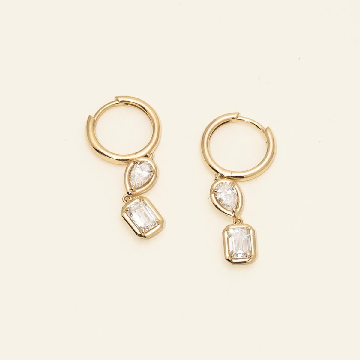Lab Grown Pear Shape and Emerald Cut Diamond Drop Earrings in 14kt Yellow Gold (1 1/2ct tw)