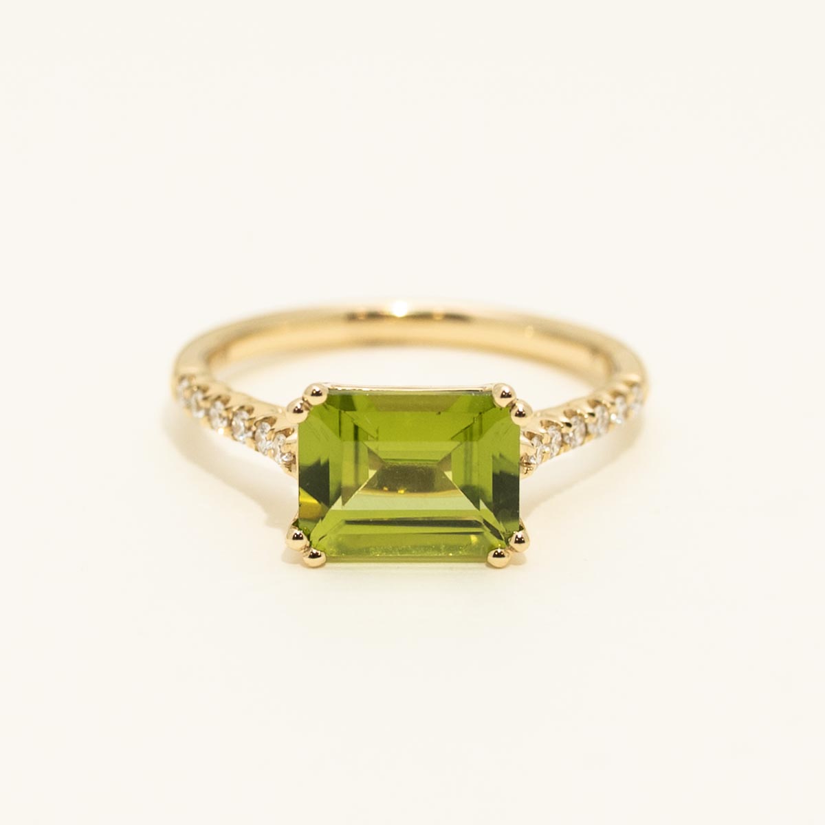 Madison L Essentials Emerald Cut Peridot Ring in 14kt Yellow Gold with Diamonds (1/7ct tw)