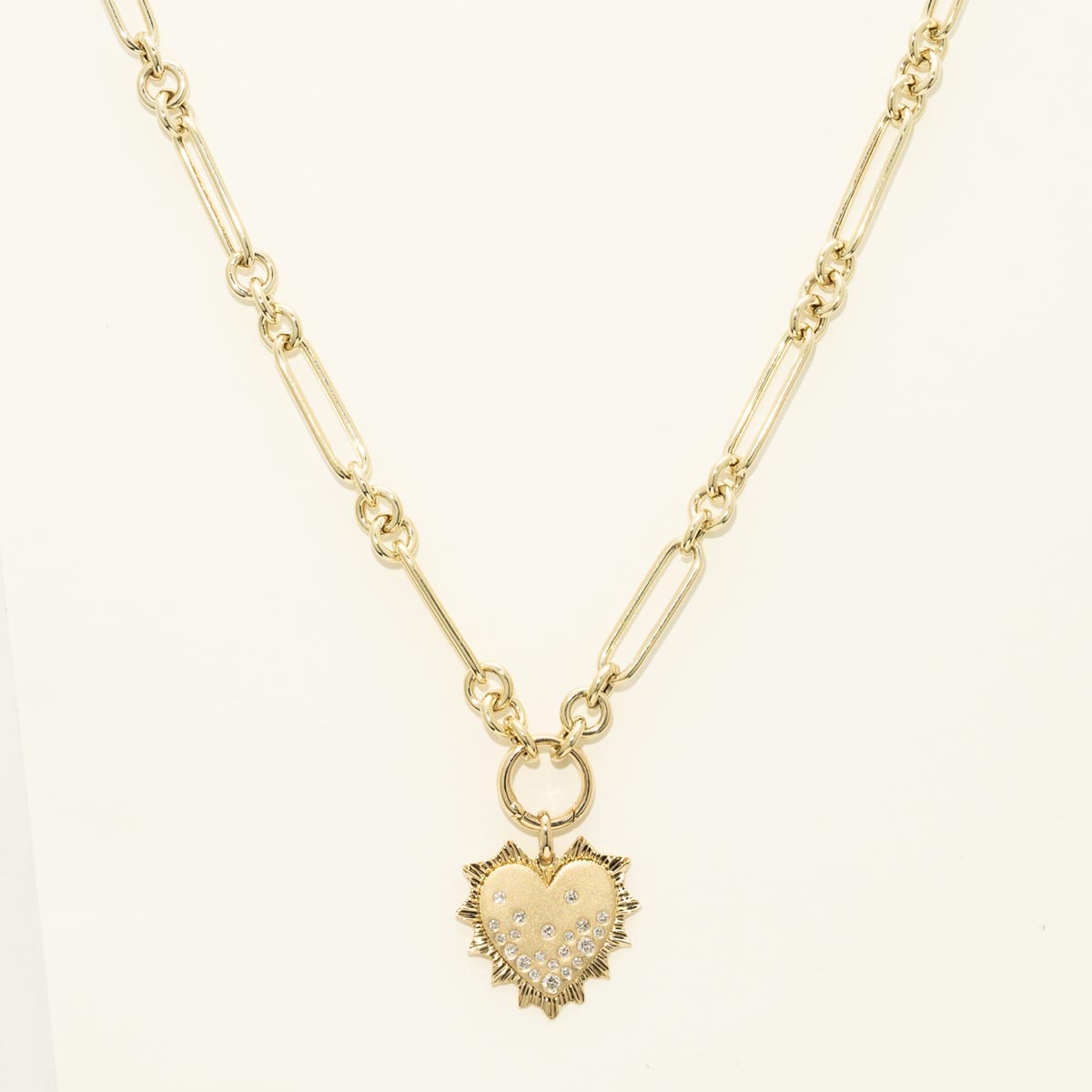 Diamond Heart Necklace in 14kt Yellow Gold (1/5ct tw)