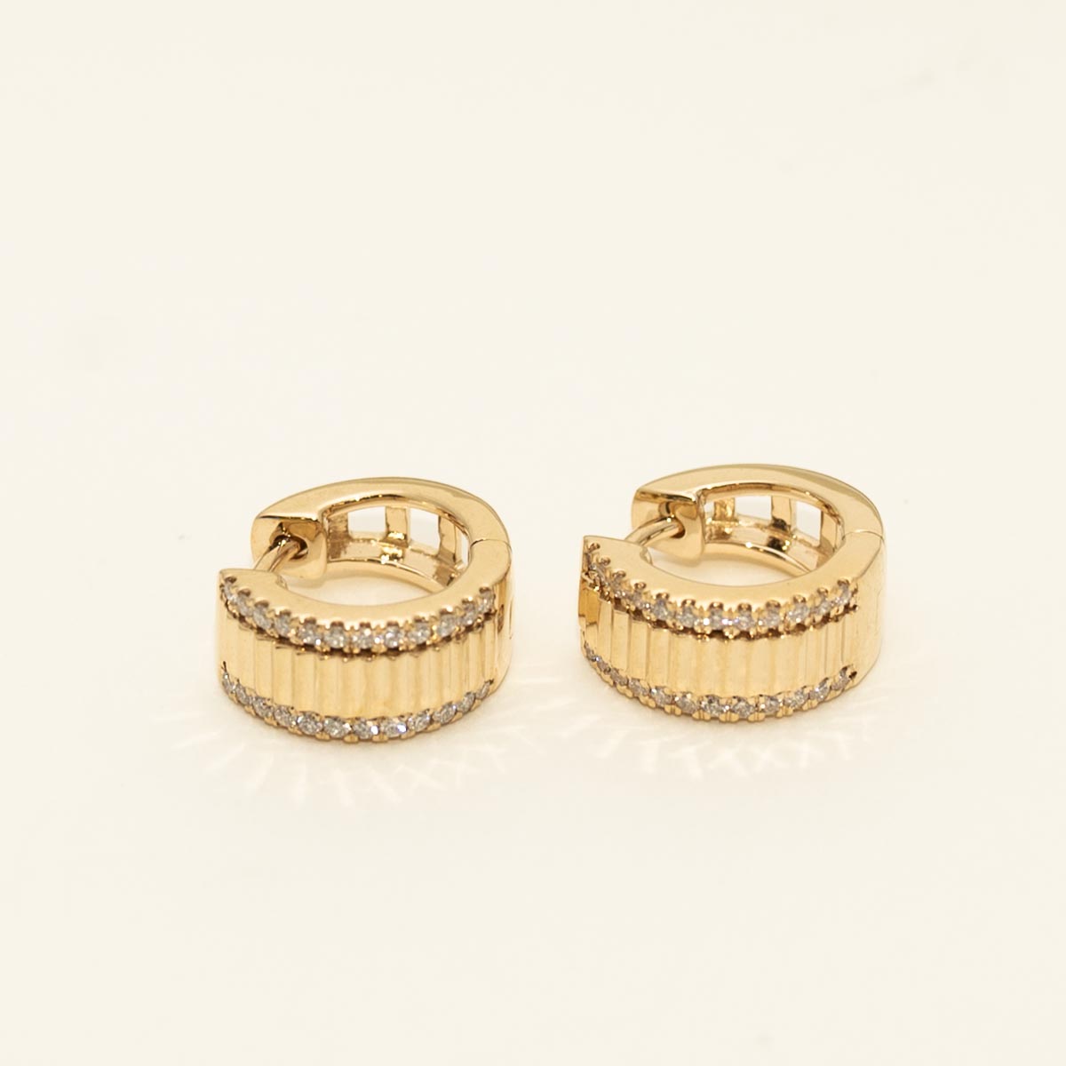 Diamond Hoop Earrings in 14kt Yellow Gold (1/4ct tw)