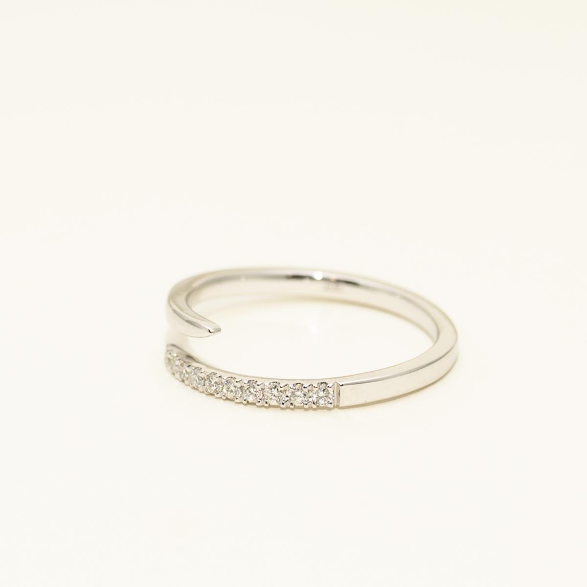 Diamond Open Fashion Ring in 14kt White Gold (1/10ct tw)