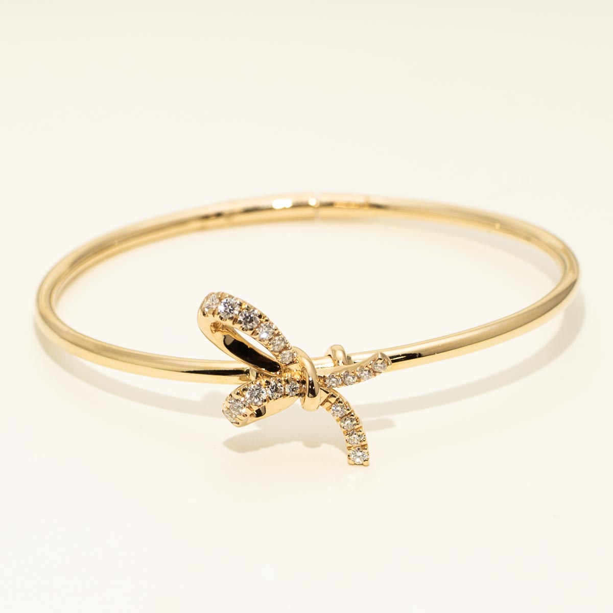 Diamond Bow Bangle Bracelet in 14kt Yellow Gold (1/2ct tw)