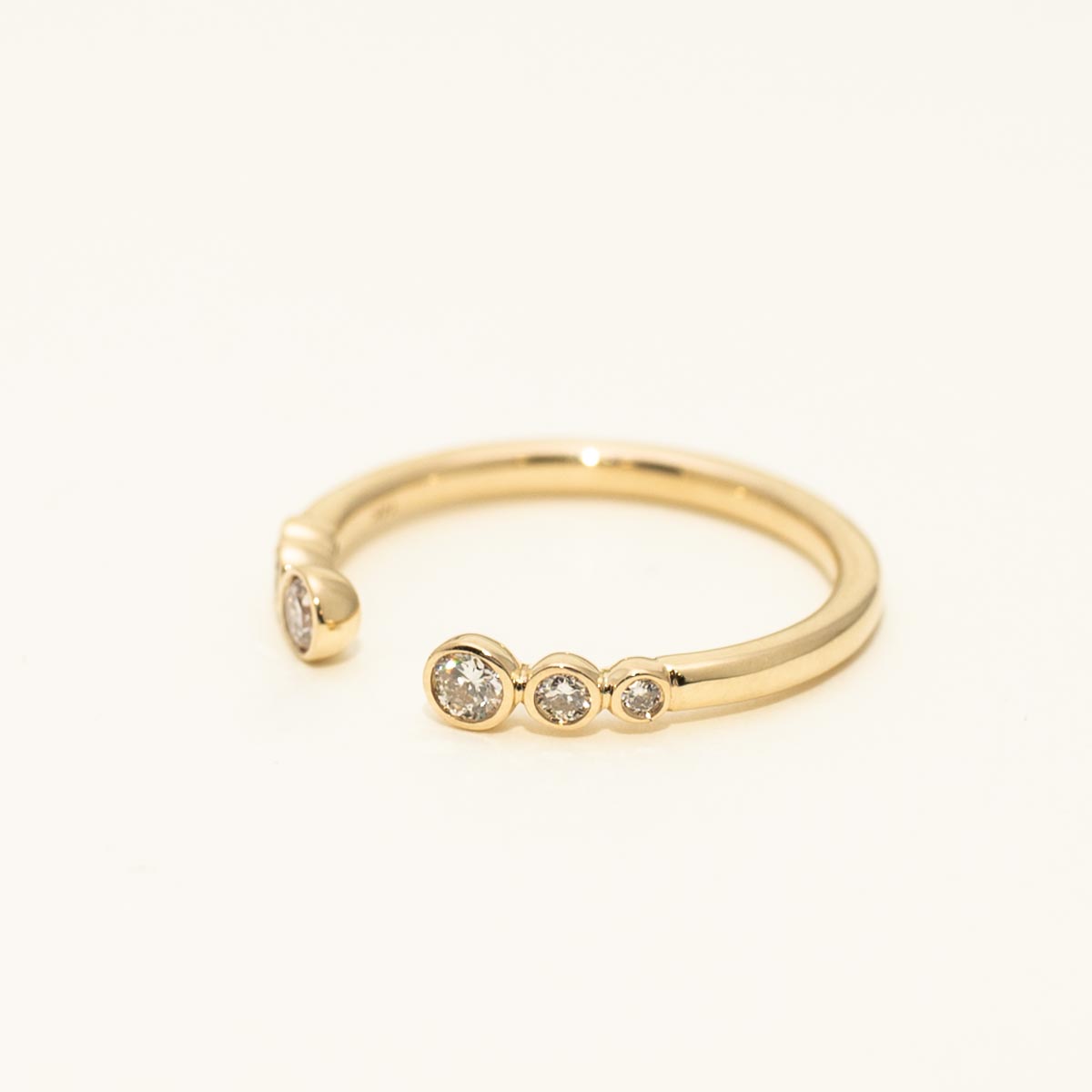 Open Diamond Band in 14kt Yellow Gold (1/5ct tw)