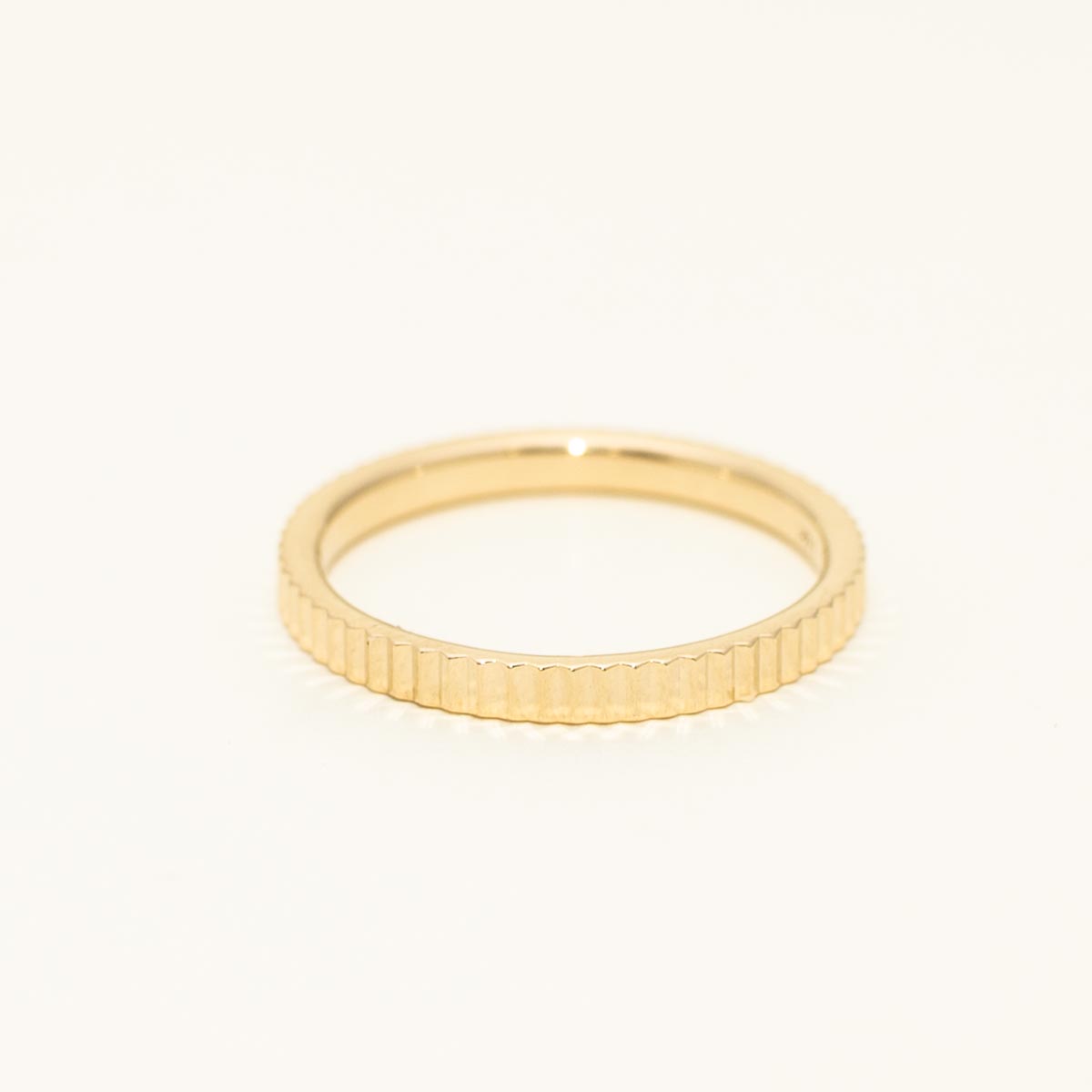 Grooved Wedding Band in 14kt Yellow Gold