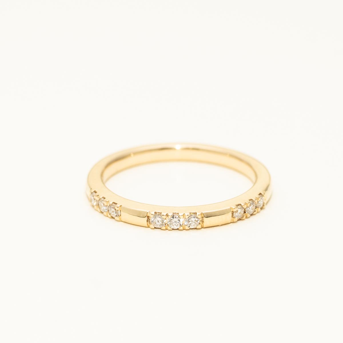 Diamond Band in 14kt Yellow Gold (1/7ct tw)