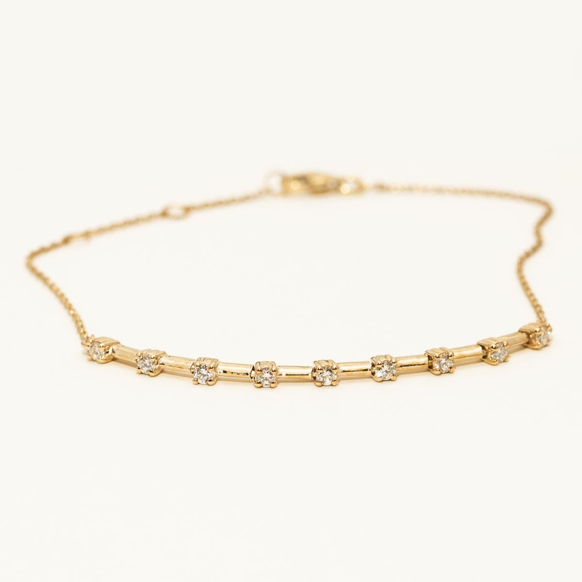 Floating Diamond Bracelet in 10kt Yellow Gold (1/4ct tw)