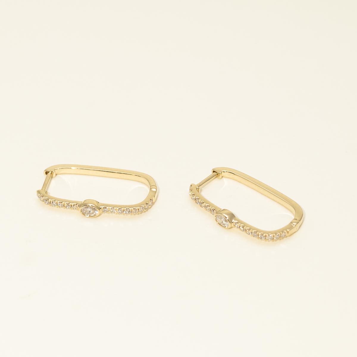 Oval Diamond Bezel Hoop Earrings in 14kt Yellow Gold (3/8ct tw)